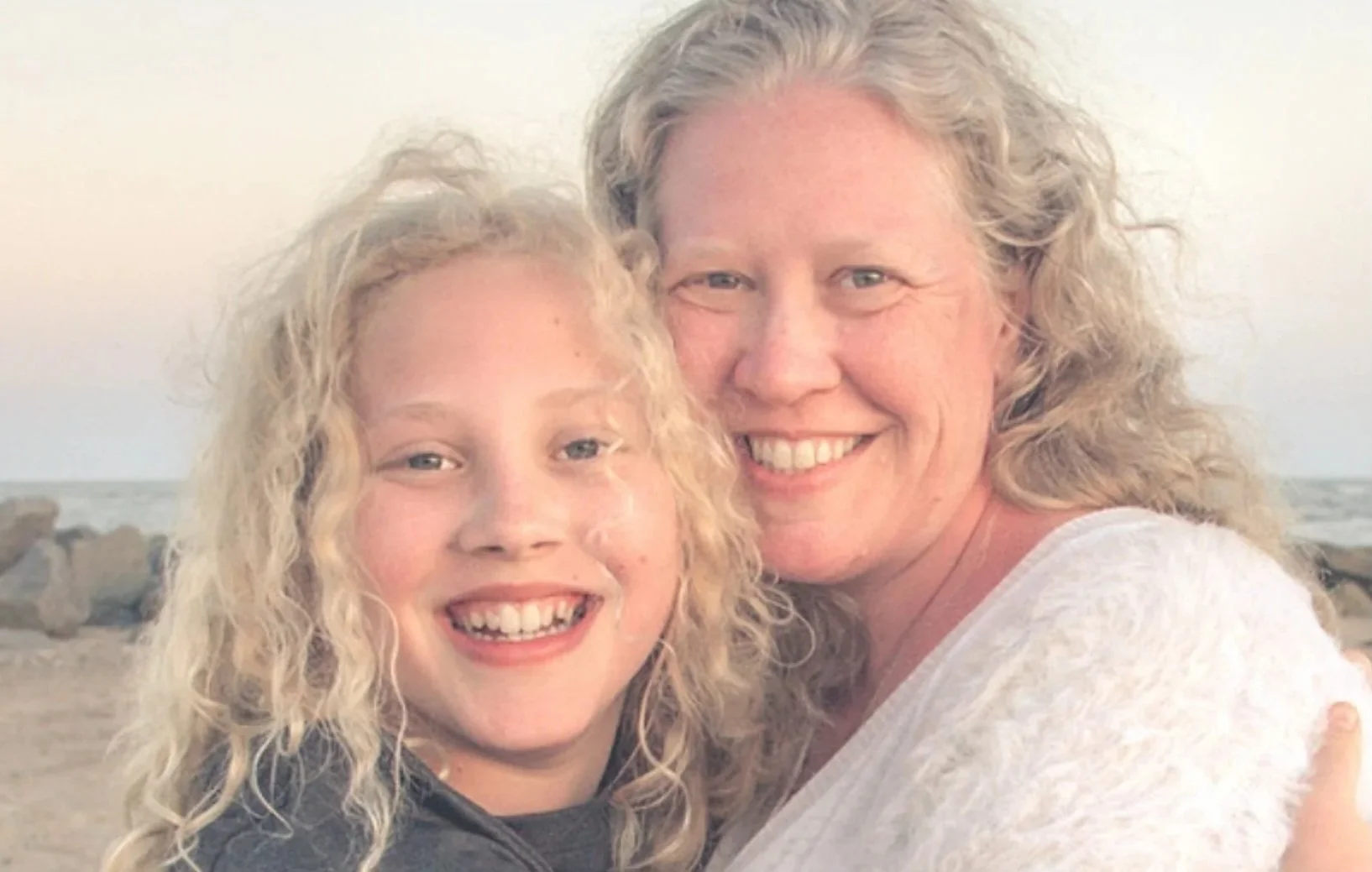 Dr. Erikka Lynch | Human Design Coach + Doctor of Chiropractic | Founder of OHM Life.  Frequency healing, somatic healing, and precision functional labs.  You were always meant to be in flow.