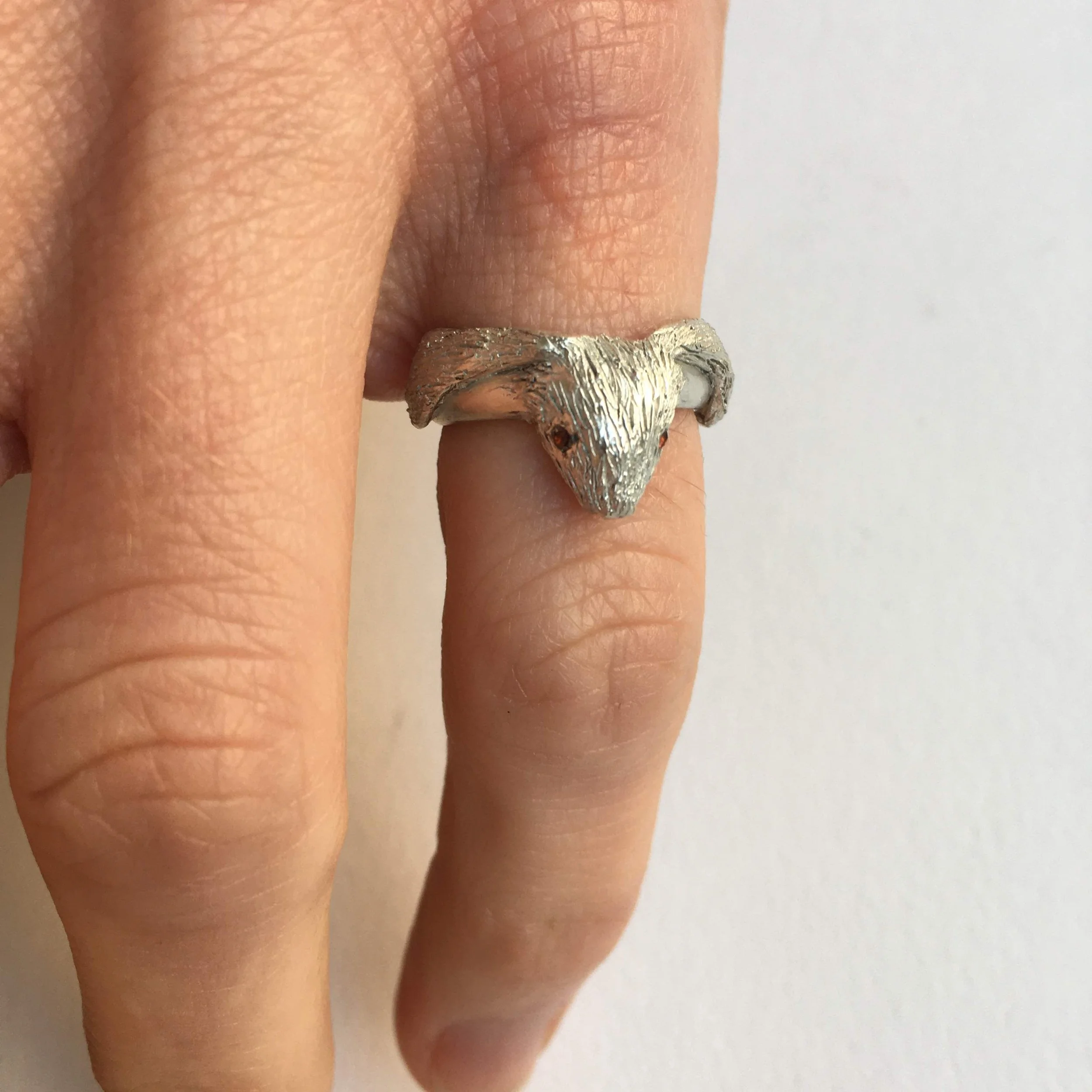 Rabbit with Garnet Eyes in Silver