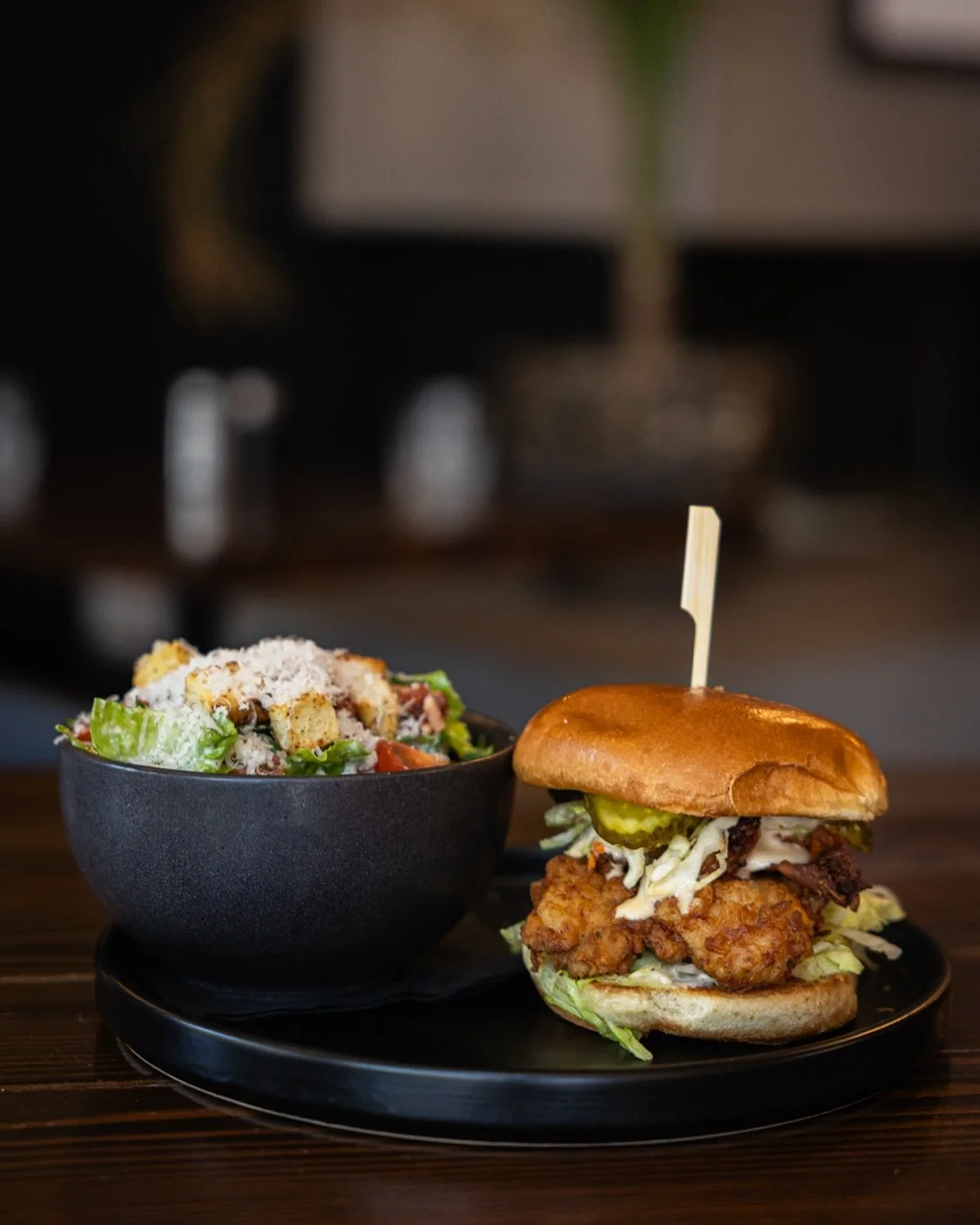 🥁DRUM ROLL, PLEASE🥁
Back by popular demand:
Our crispy chicken burger!
If you didn&rsquo;t get a chance to soak our teeth into one of these last summer....
This is the sign you&rsquo;ve been wishing for 😏

Photography @greenphotography.au 

#Canmo
