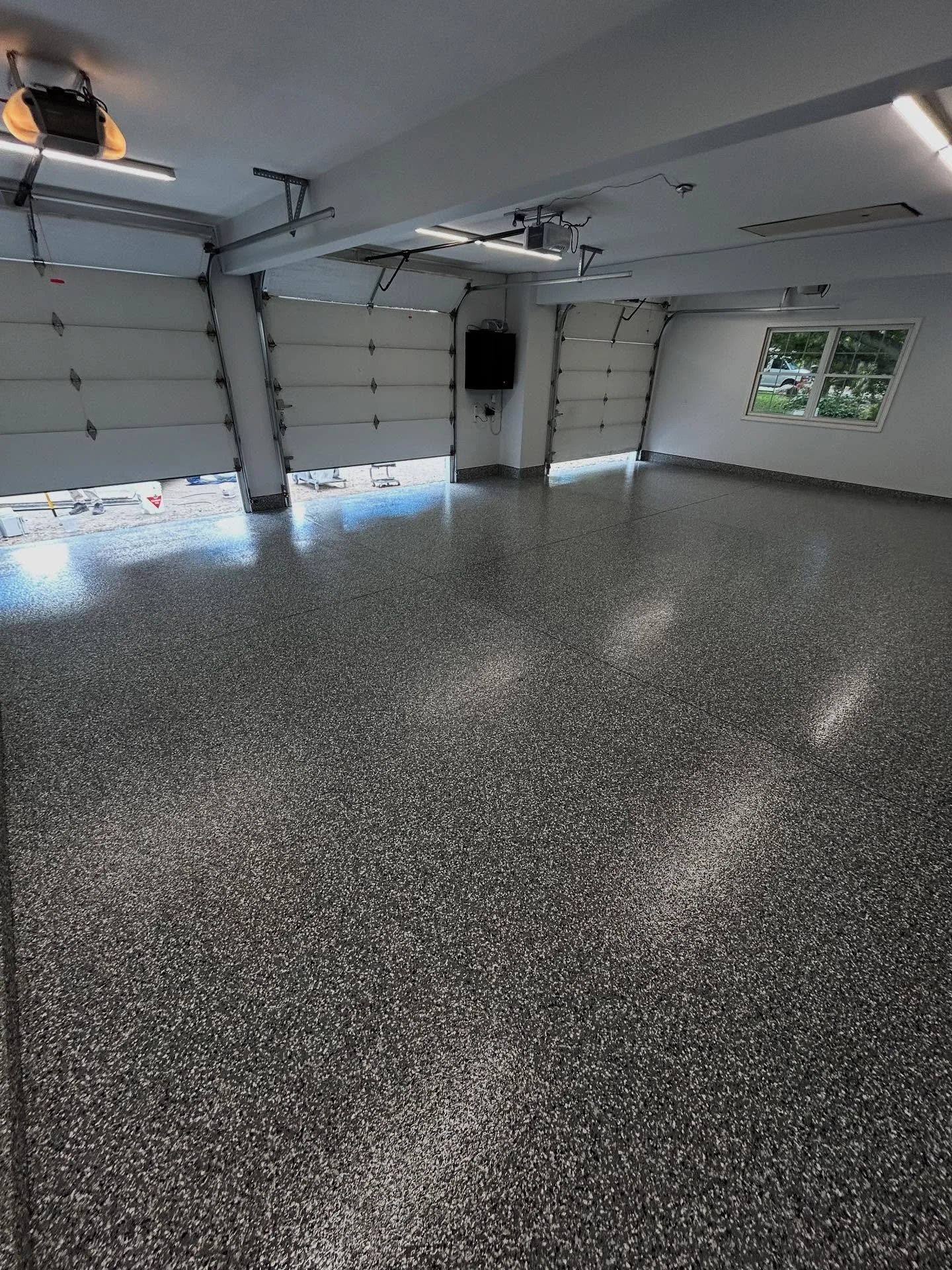 3 car garage in the books!
✨ Flake blend: WOMBAT ✨

@chromology_canada