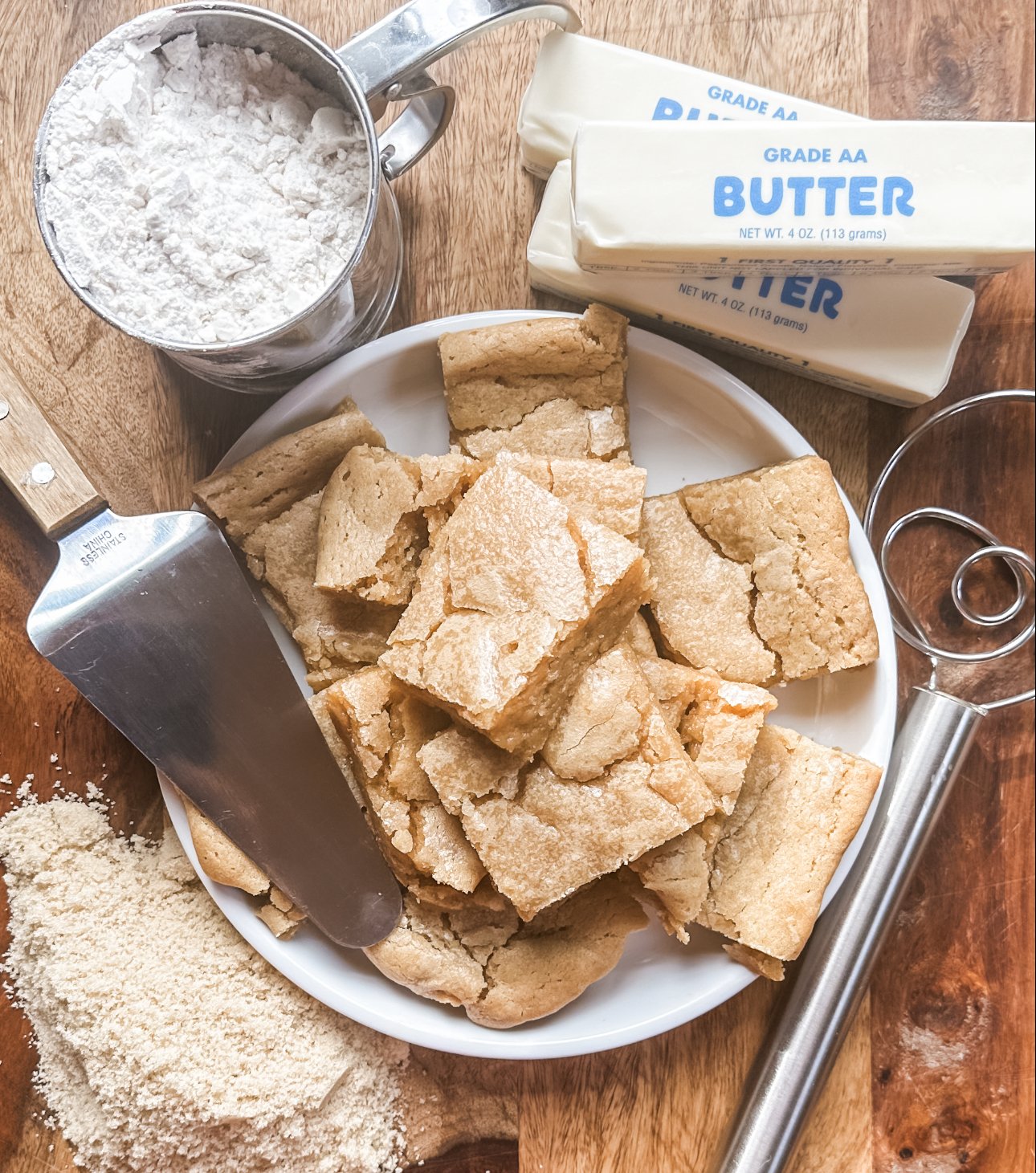 Brown Butter Blondie Boat- 4 BOATS
