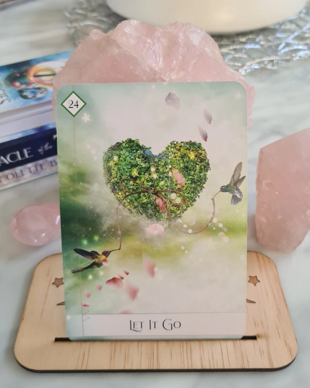 Tuesday Insight 🌊 Card of the Day! By consciously letting go of situations that are holding you back, by releasing all attachment to past events, people and outcomes allows you to become truly in the present moment. Acknowledge your feelings, practi