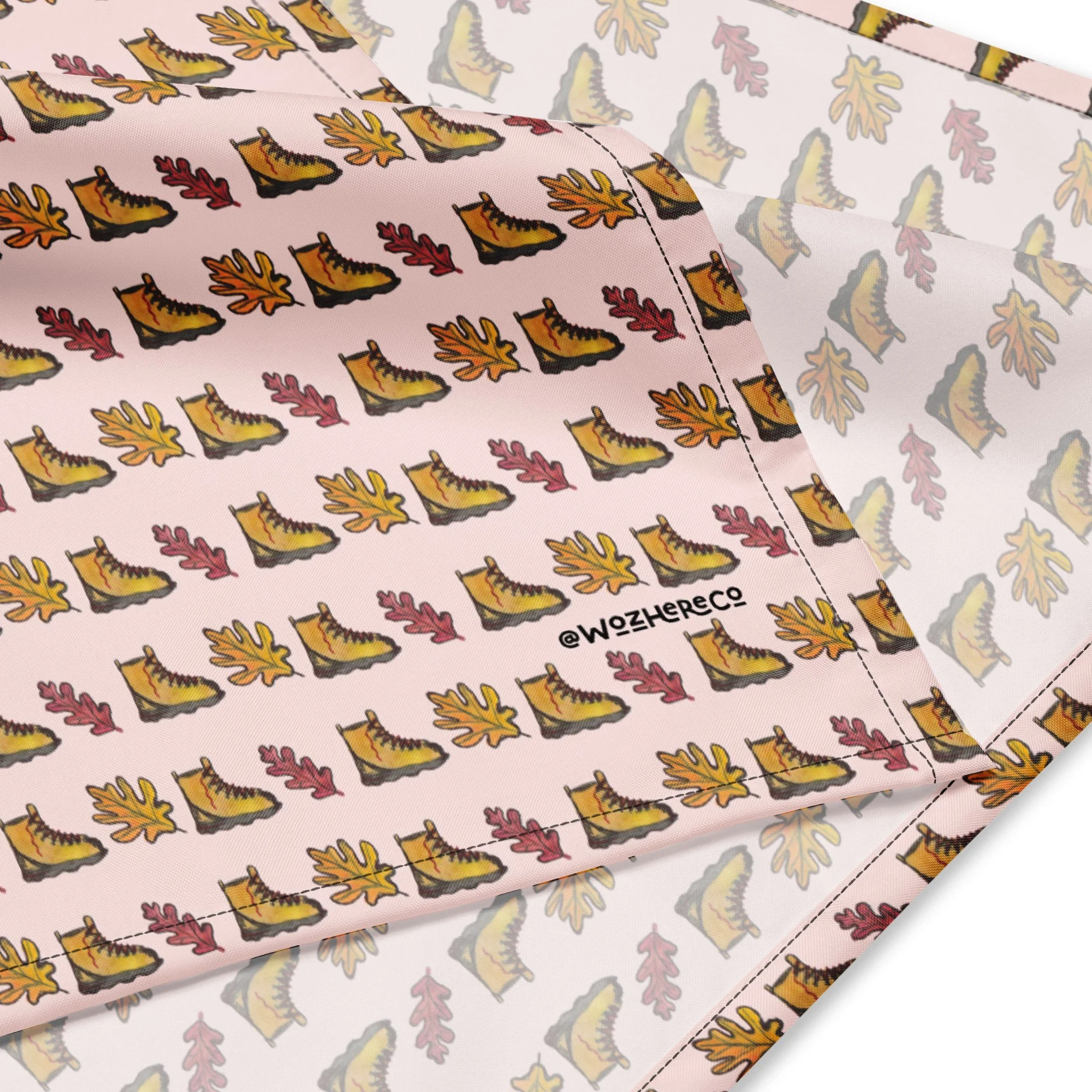 trail dog bandana for leaf-peeping on the Shenandoah mountains