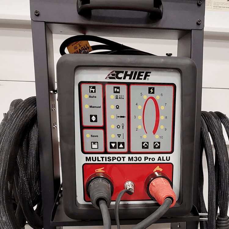 Chief MULTISPOT M30 Pro ALU front control panel view.