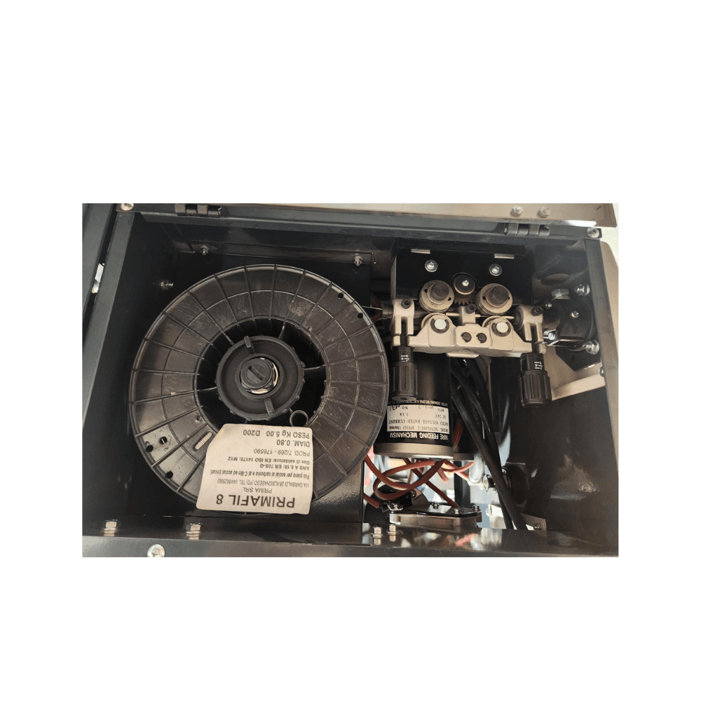 Prima Multi 204 internal wire spool and wire feeding mechanism.