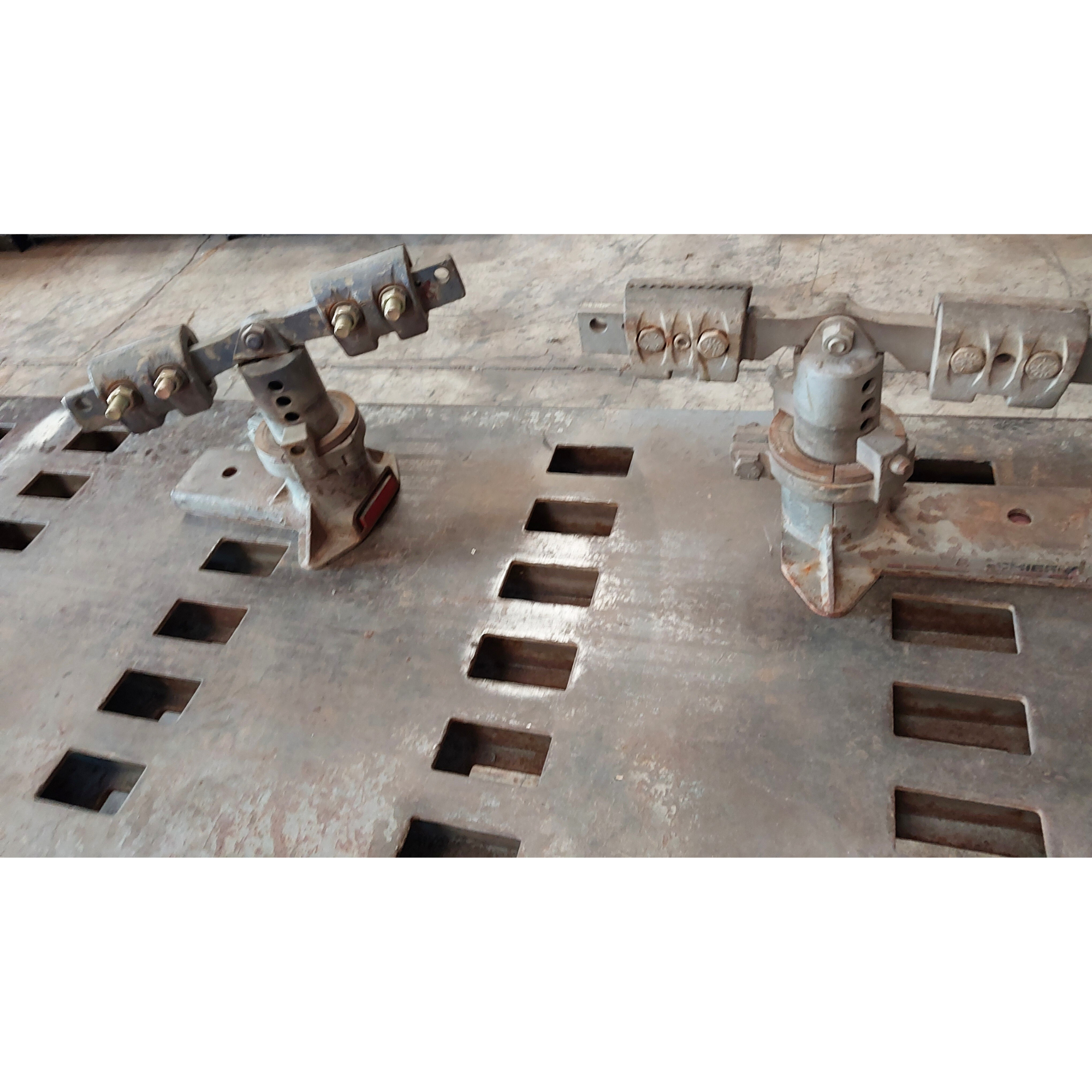 4 Clamps