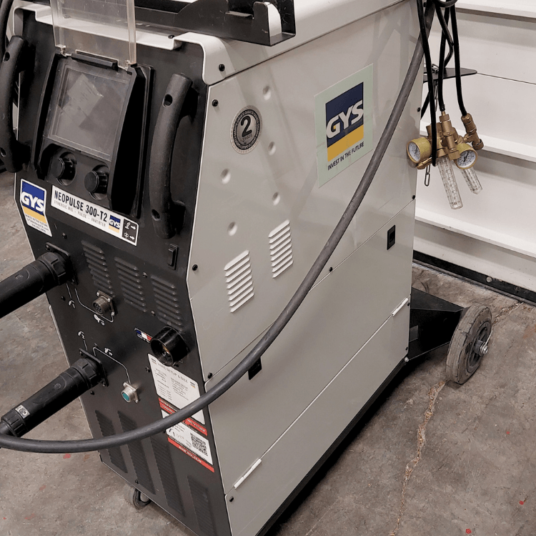 GYS NEOPULSE 300-T2 pulse welding machine for car body workshops