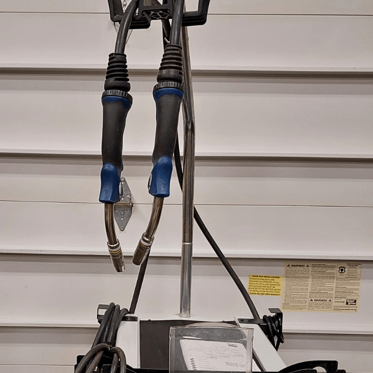 Industrial GYS NEOPULSE 300-T2 welding equipment