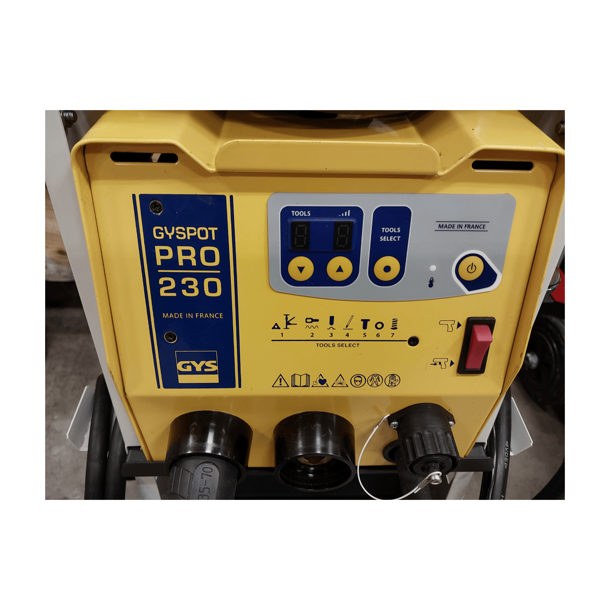 Close-up of GYS GYSPOT PRO 230 dent puller control panel.