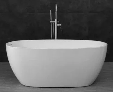 Vinny 1300mm Freestanding Bath - Gloss White.jpeg