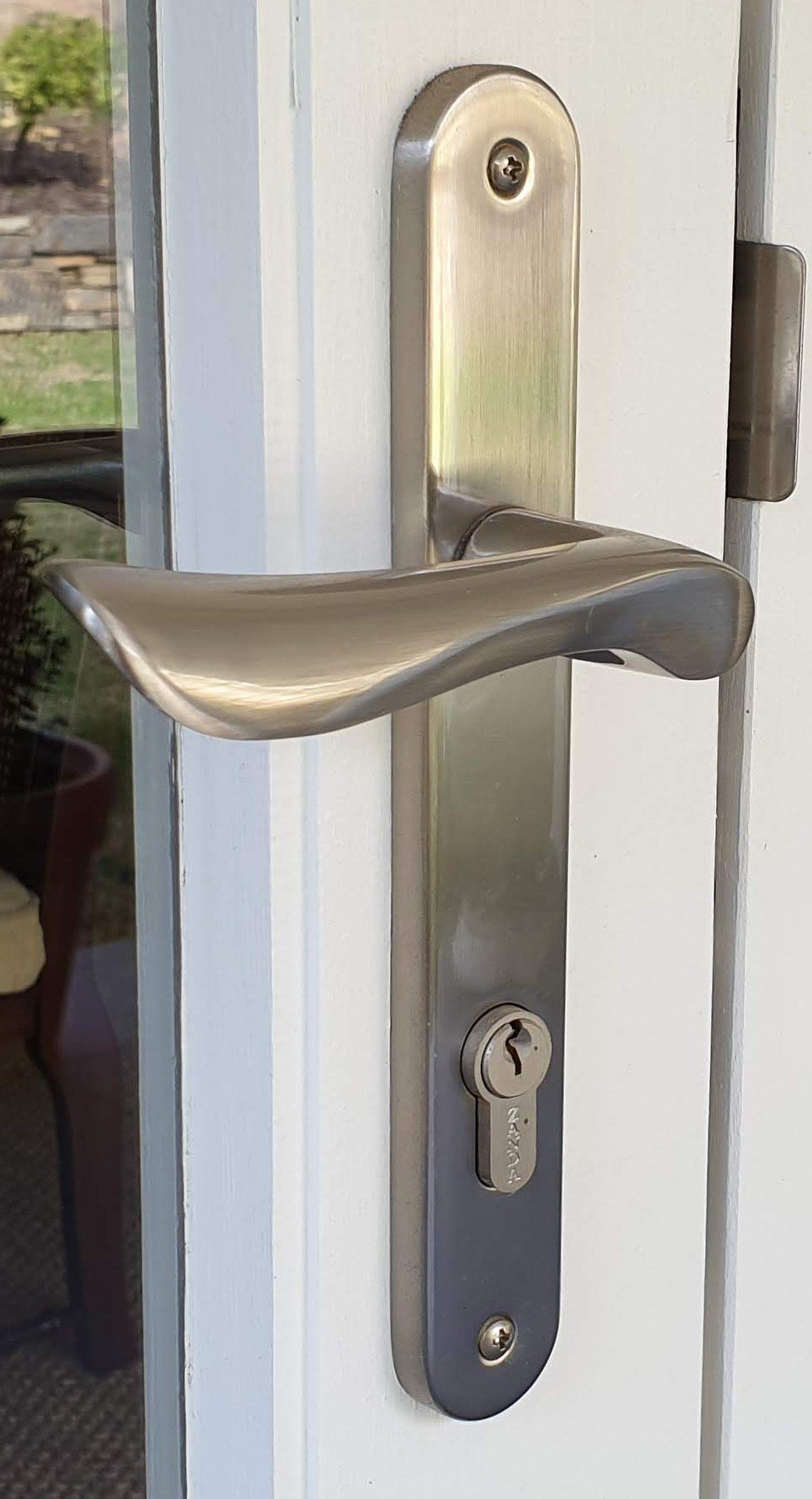 Juno Longplate Handle