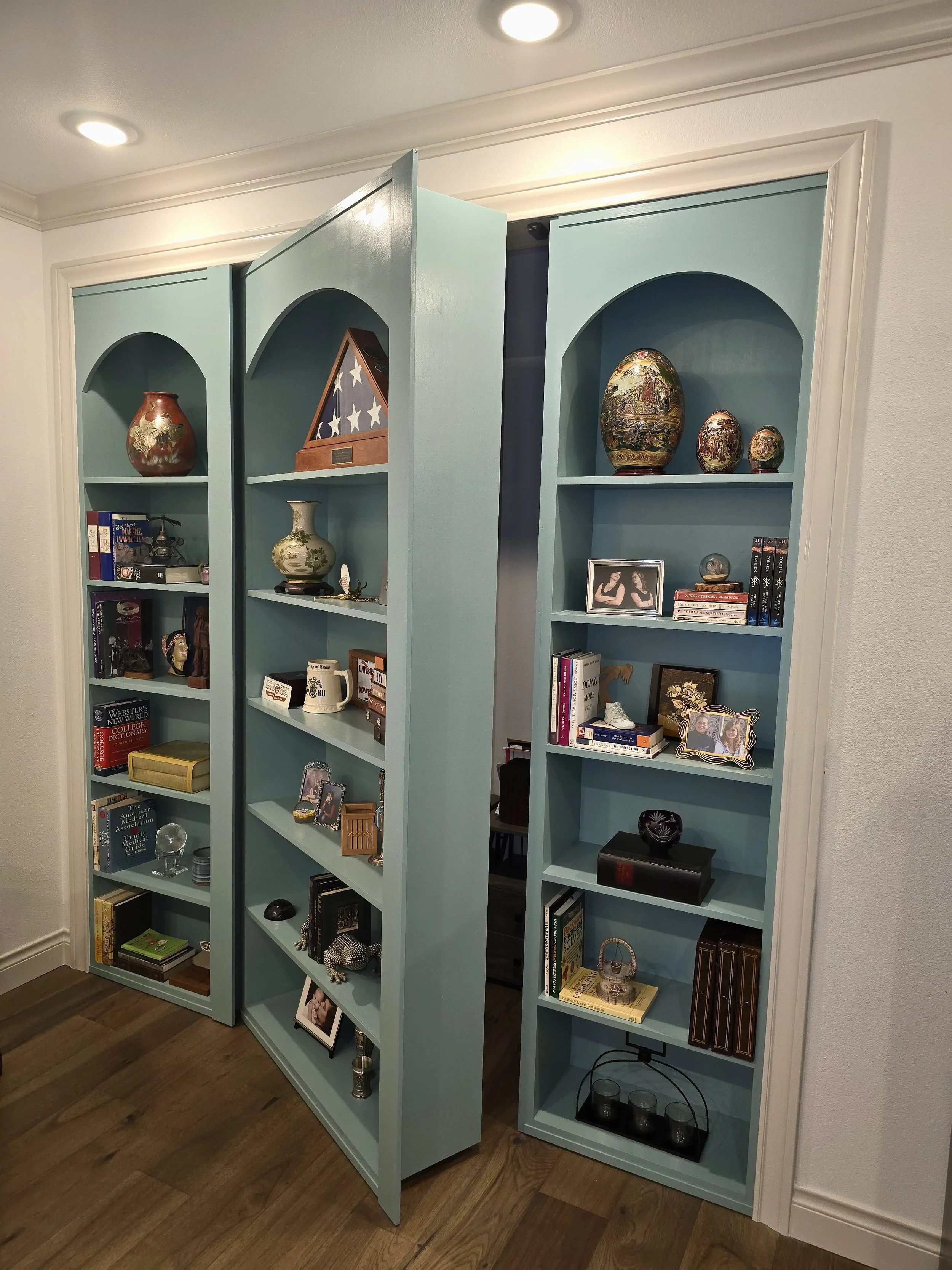 Bookcase w/ Hidden Door