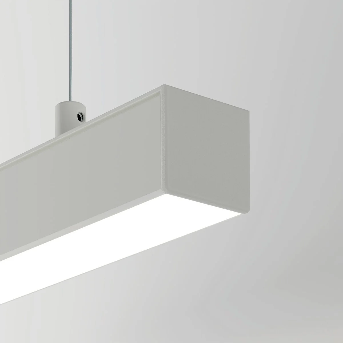 DUX_LIPOD_Suspended White.jpg