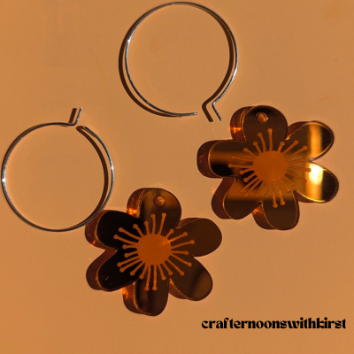 Sample advent mirror etched.png