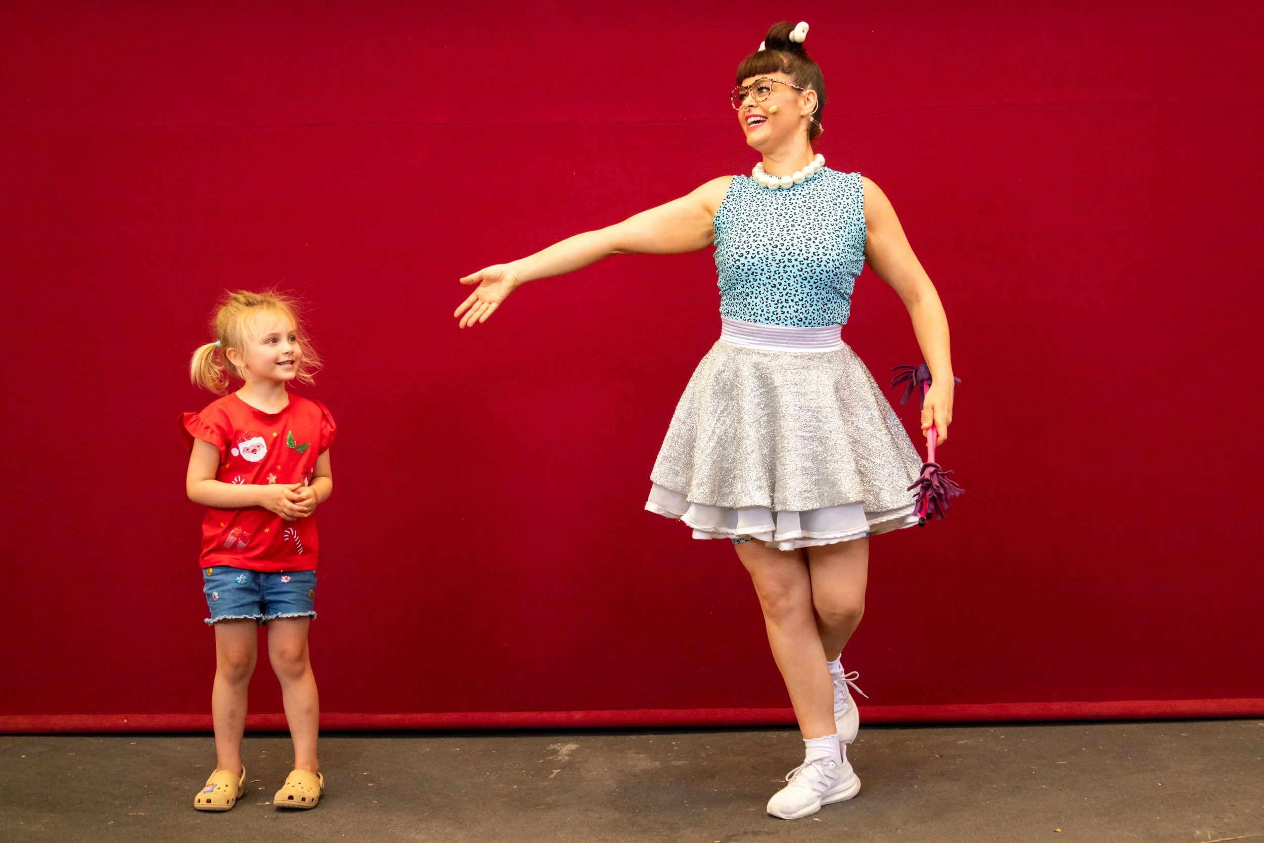 HOOPY HAYLEY KIDS SHOW ENTERTAINMENT.jpg