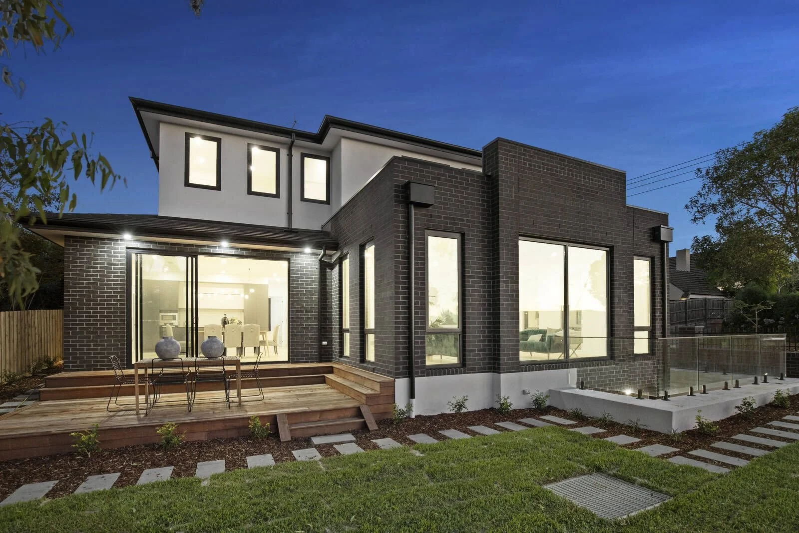 2015167392_1_1_201222_011507-w1600-h1067.jfif