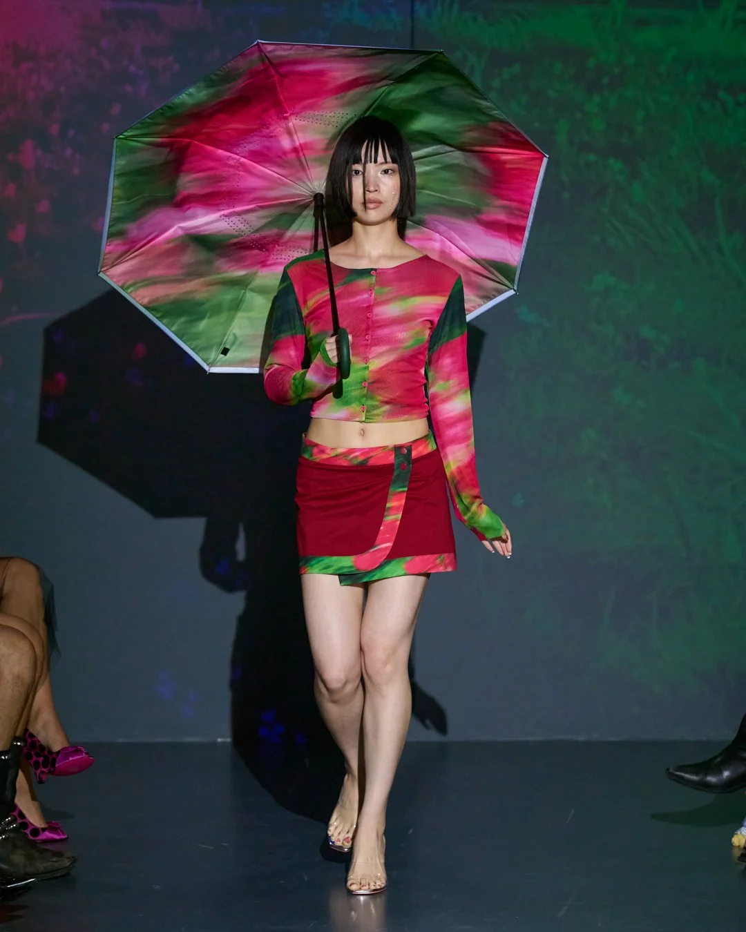 LOOK 29 Mcgillivary S27.jpg