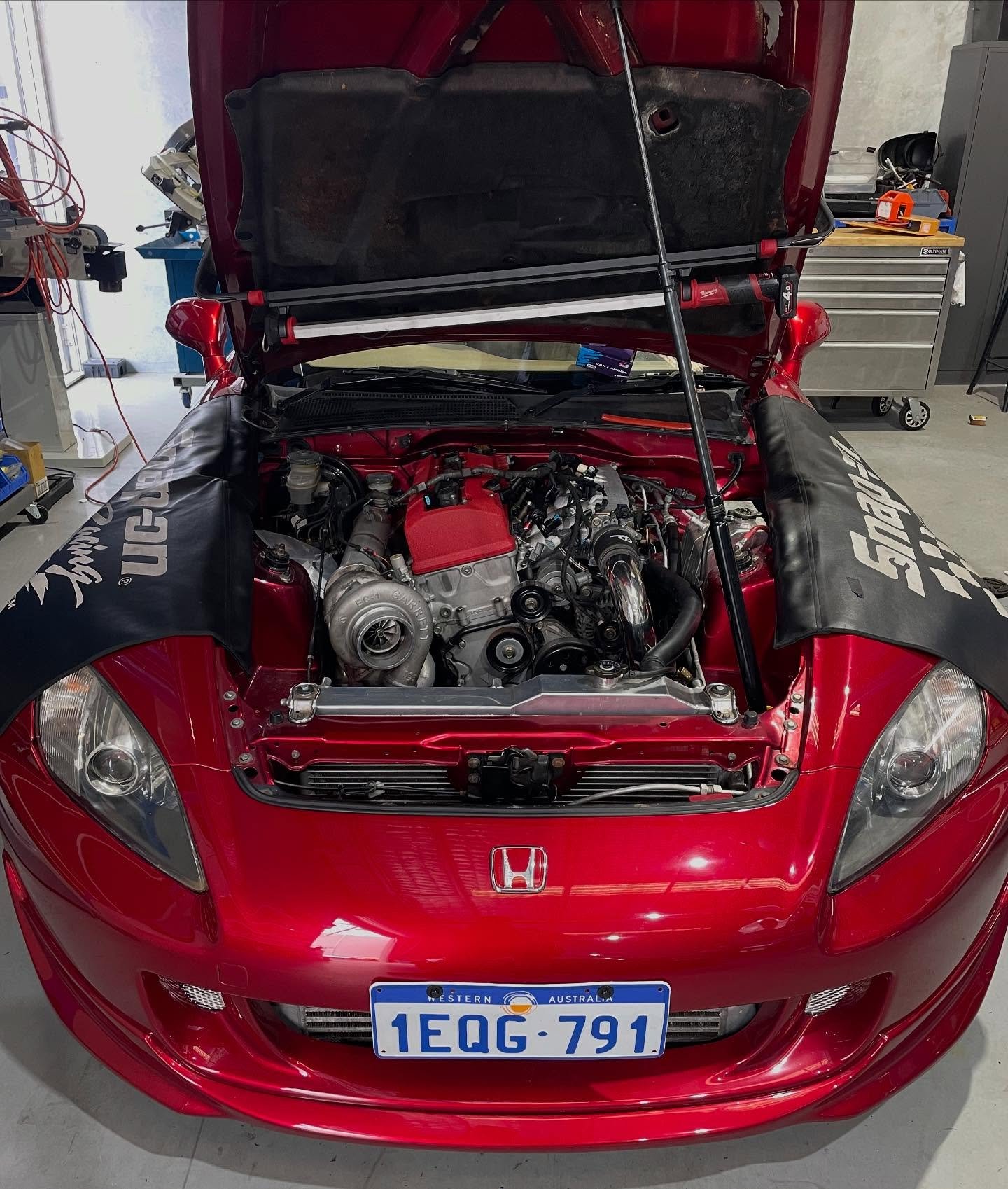 Dieps s2000
Came to us to finish a very old build that had been sitting around we have updated the fuel system , engine management , entire plumbing ,pipe work and tune #perthjdm #s2k @link_ecu @radiumengineering_au