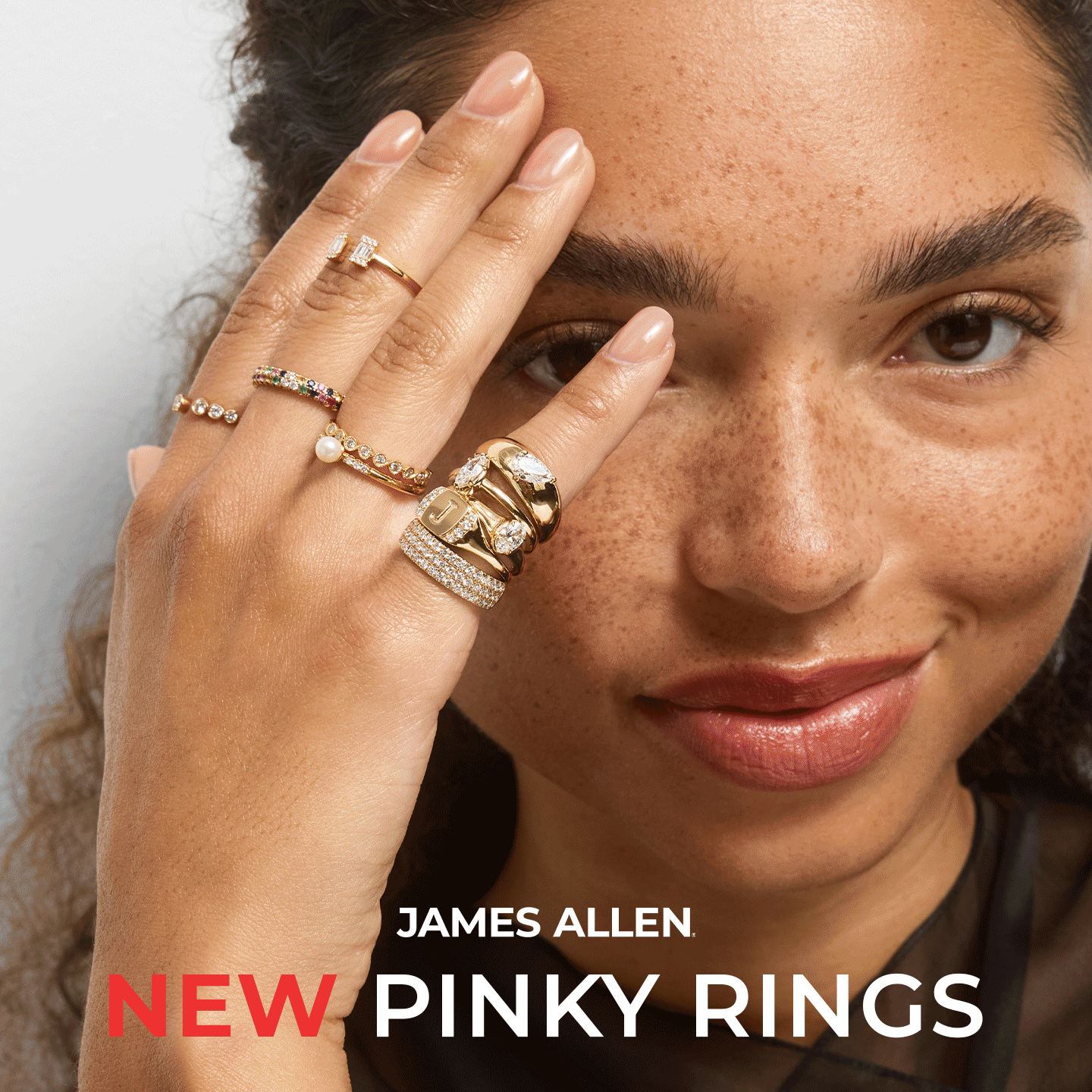 pinkyring_1440x1440.gif