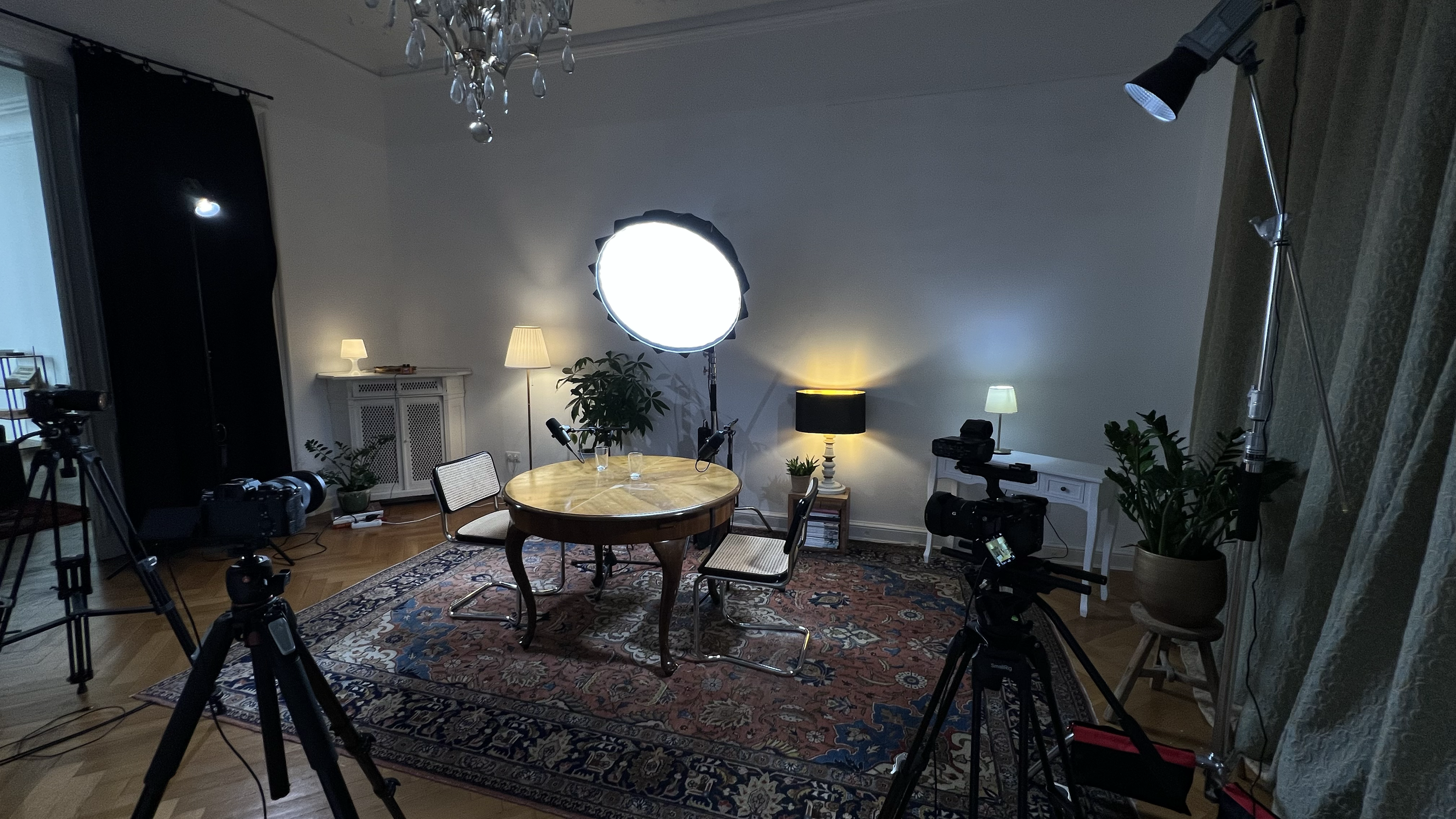 Schönes Berliner Altbau Podcast Studio in Charlottenburg