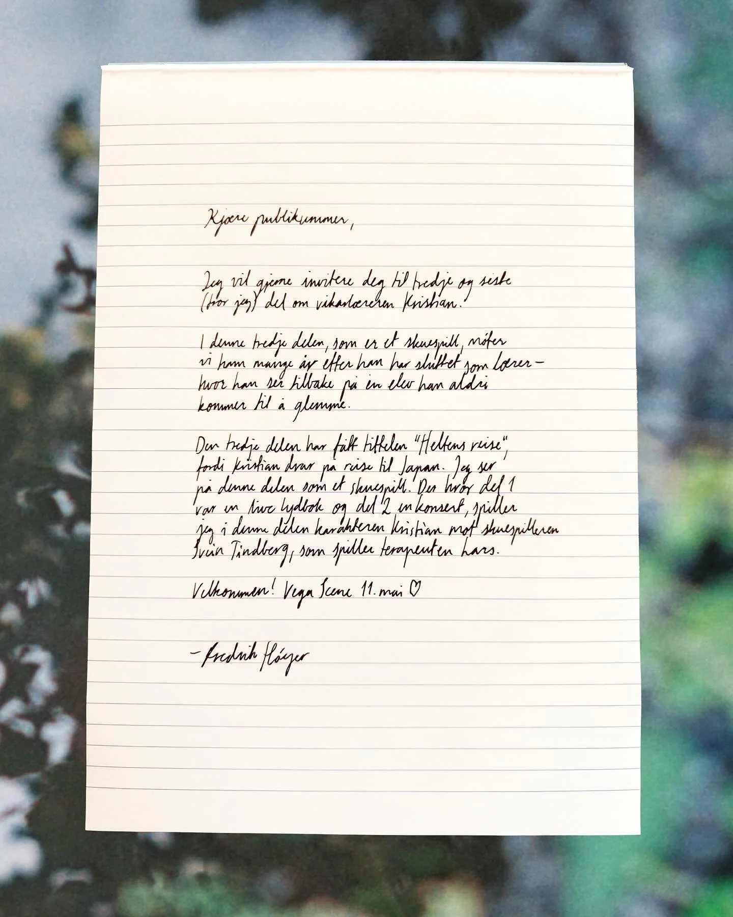 Kj&aelig;re publikummer,

jeg vil gjerne invitere deg til tredje og siste (tror jeg) del om vikarl&aelig;reren Kristian.

I denne delen, som er et skuespill, m&oslash;ter vi ham mange &aring;r etter han har sluttet som l&aelig;rer &ndash; hvor han se