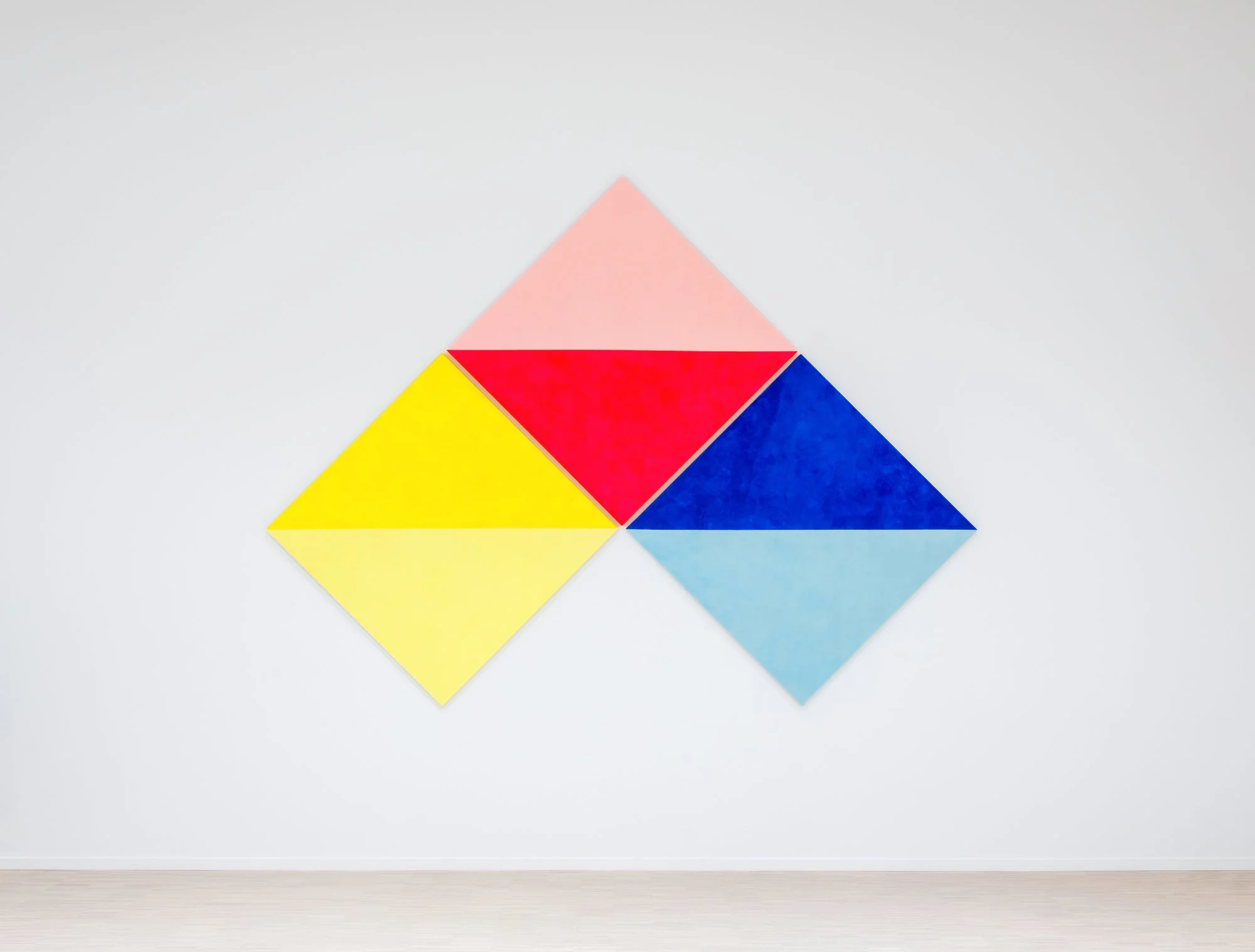 “Divided Diamond (Pink, Yellow and Blue)”, 2026
Egg tempera on linien
340 x 255 cm
