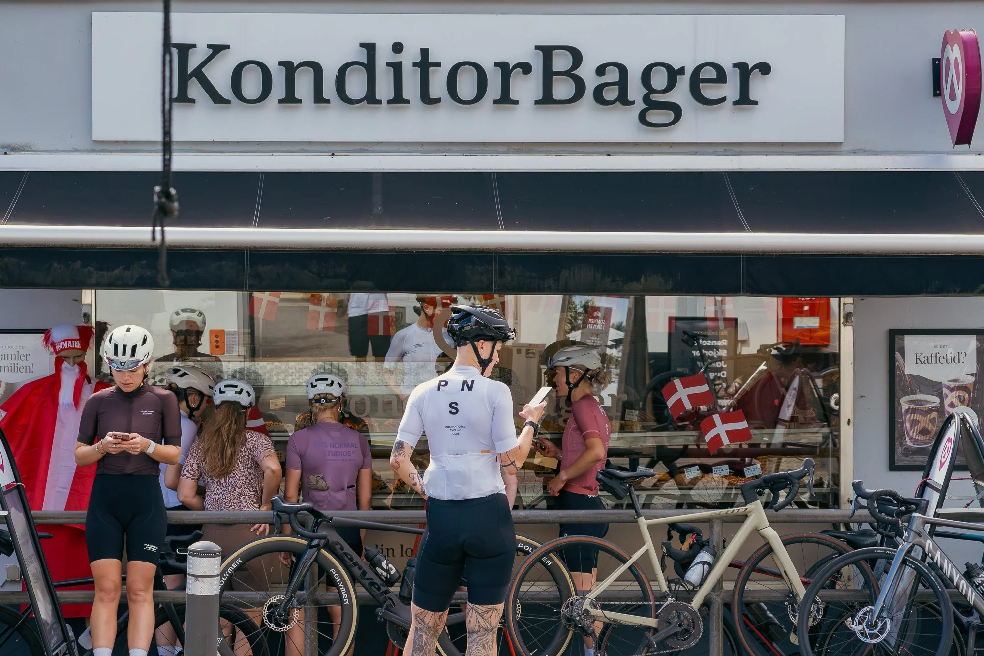 Midsummer - Lo-res-07.jpg