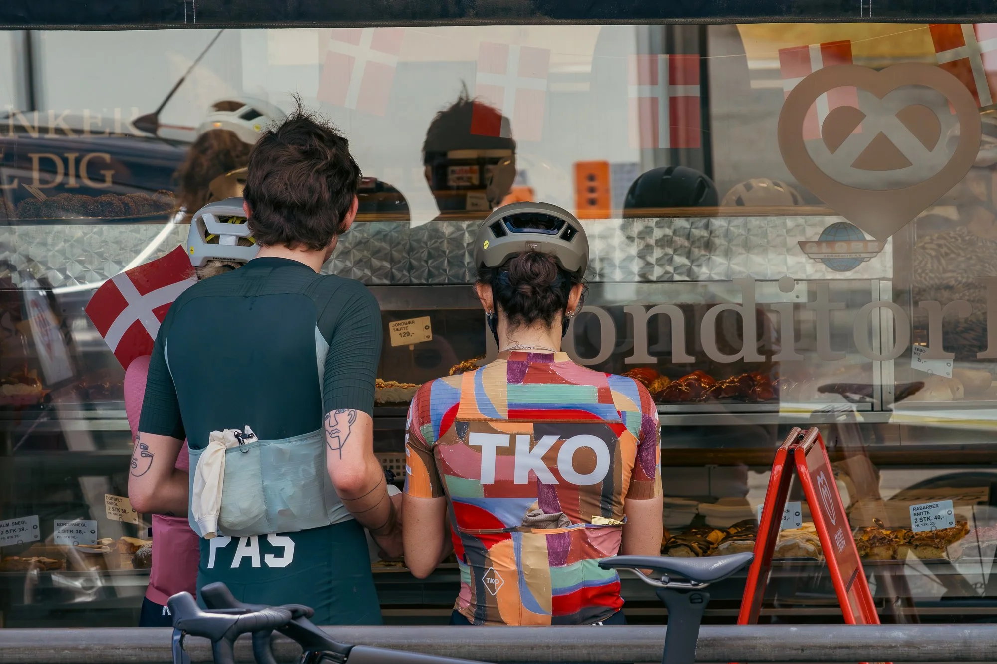 Midsummer - Lo-res-08.jpg