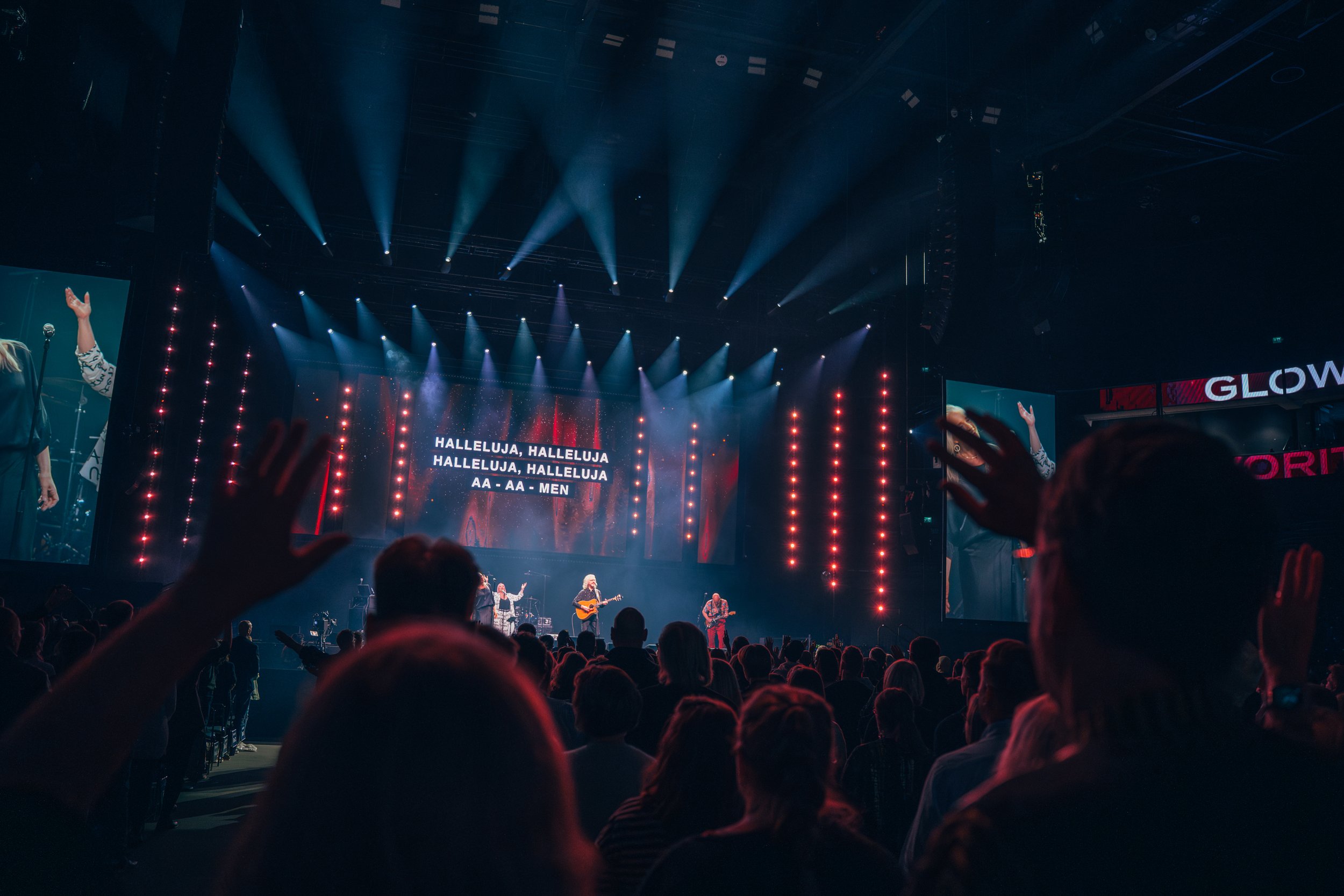 GLOW_2025_@ANREWASSE-7 3.jpg