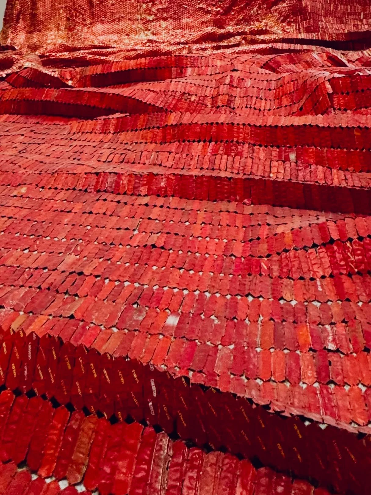 While in Shanghai I visited After the Red Moon by @elanatsui.art at Museum of Art Pudong.

This is the second part of El Anatsui&rsquo;s recent cycle, following Before the Red Moon in Venice. The work is vast, made of thousands of flattened bottle ca