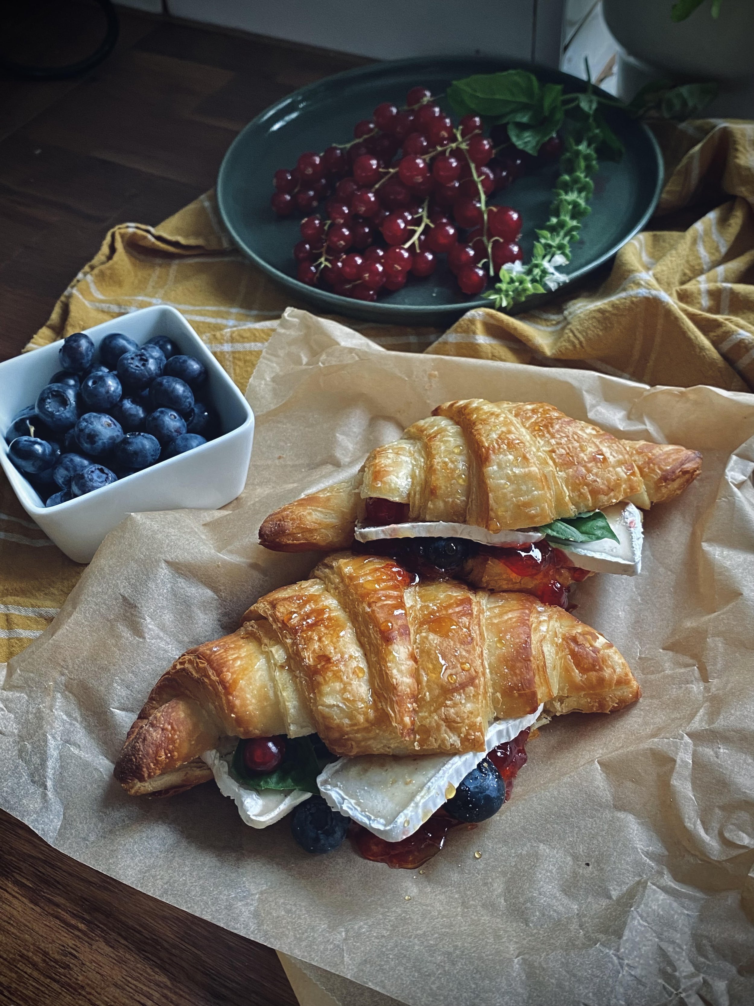 cashembert croissant.jpeg