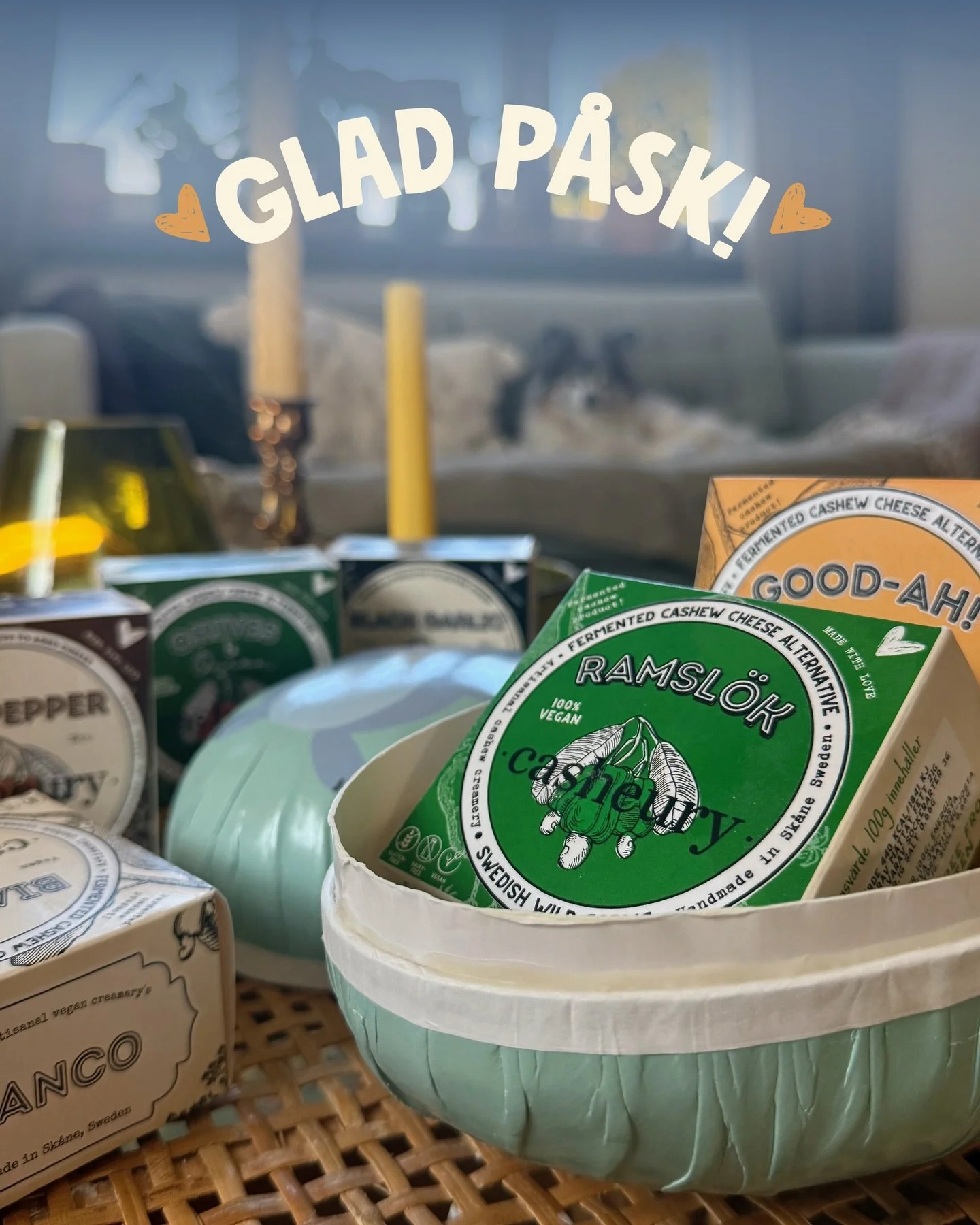 Be a good egg this Easter 🐣
Say no to cruelty.

Behind Easter traditions, there&rsquo;s a harder reality &mdash; more eggs, more demand, more suffering.
Lambs, hens&hellip; animals pay the price for a moment on the table.

Even the treats come at a 