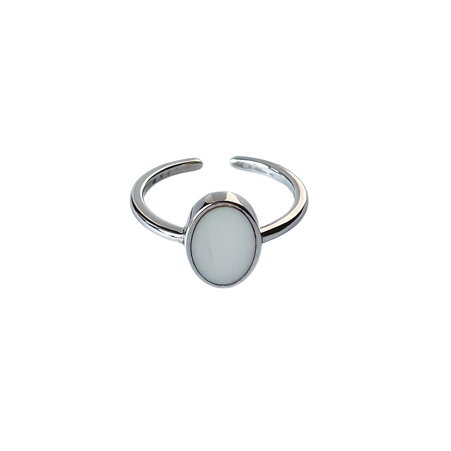 Sterling Silver White Agate Ring