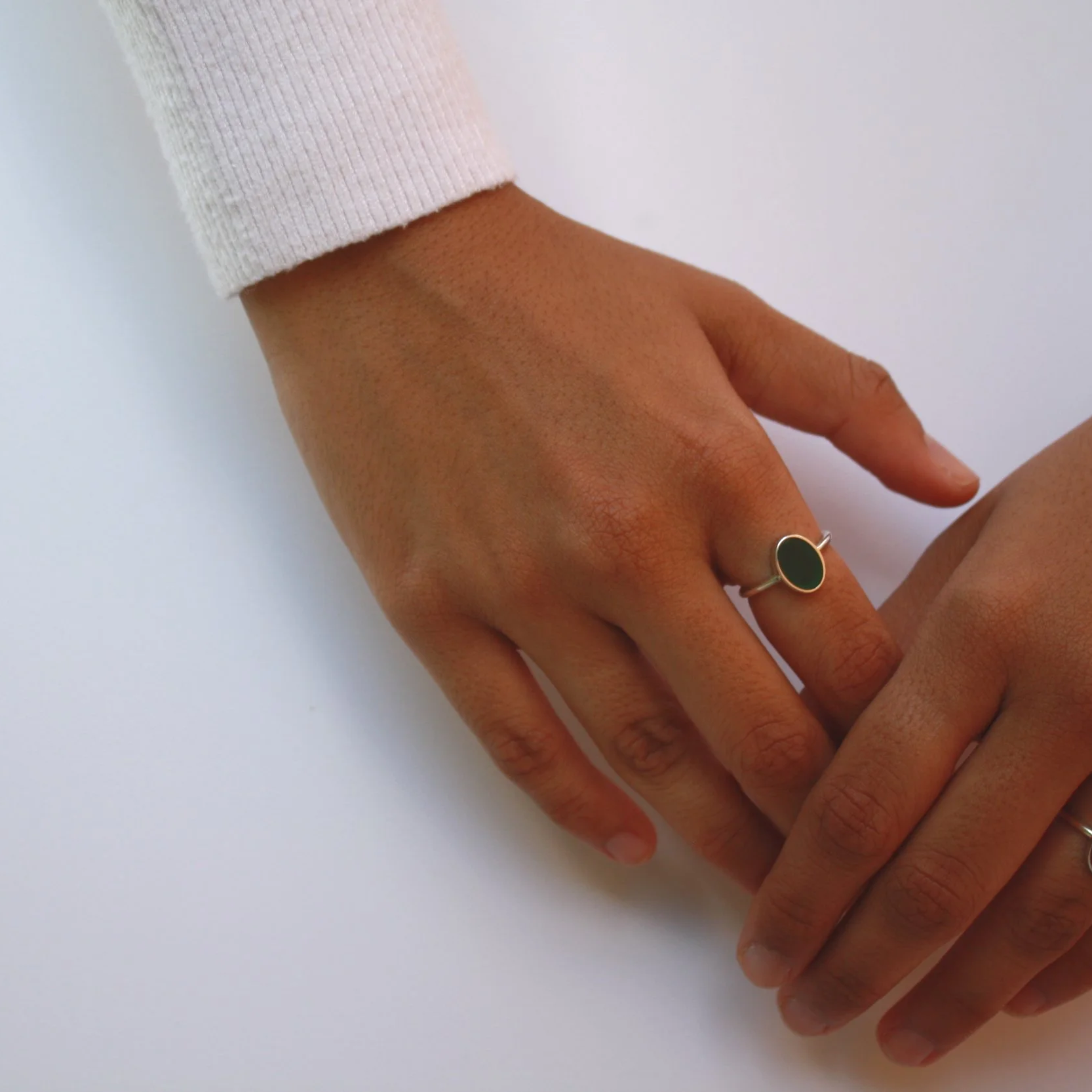 Green onyx ring