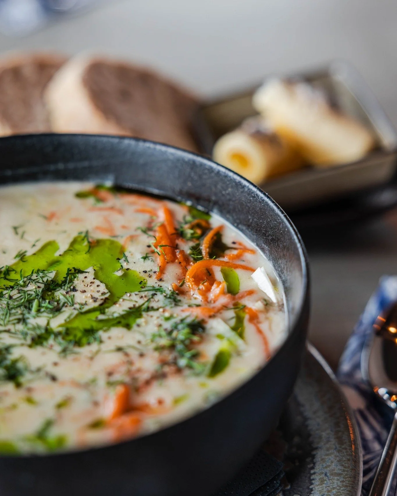 You have to try our fish soup ☝🏻😌🐟
Fresh fish. Local ingredients. Delicious bread and butter!

☕ Caf&eacute;: 09:00&ndash;18:00
🥗 Lunch: 11:00&ndash;16:00
🍽 &Agrave; la carte: 18:00&ndash;21:00

#rambergresort #restaurant #lofoten #fishsoup