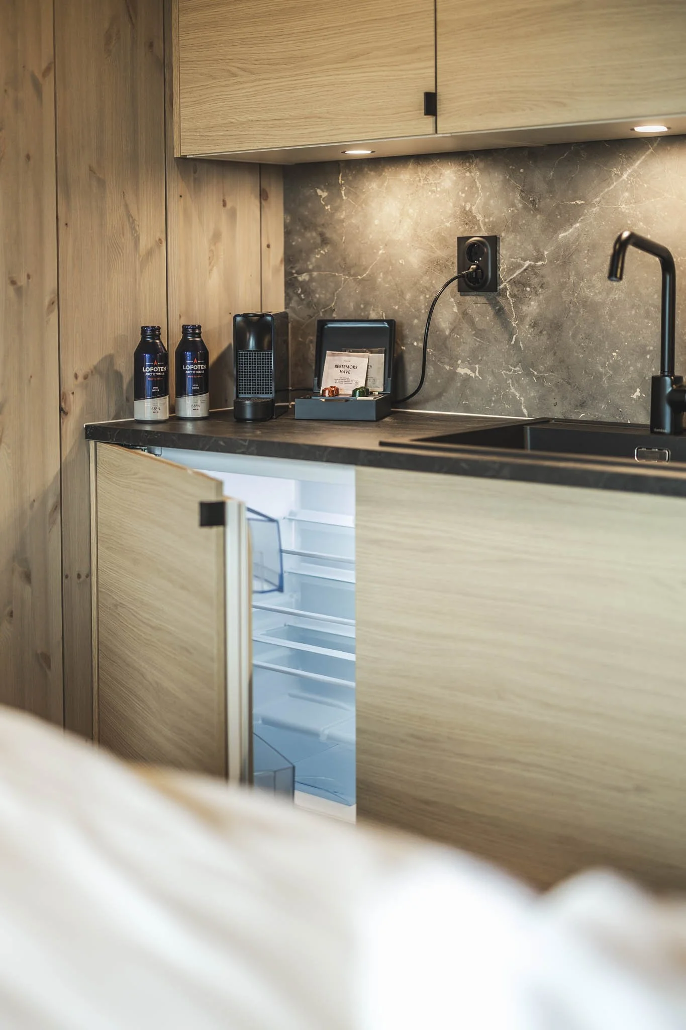 Arctic apartment innendørs_web-10.jpg
