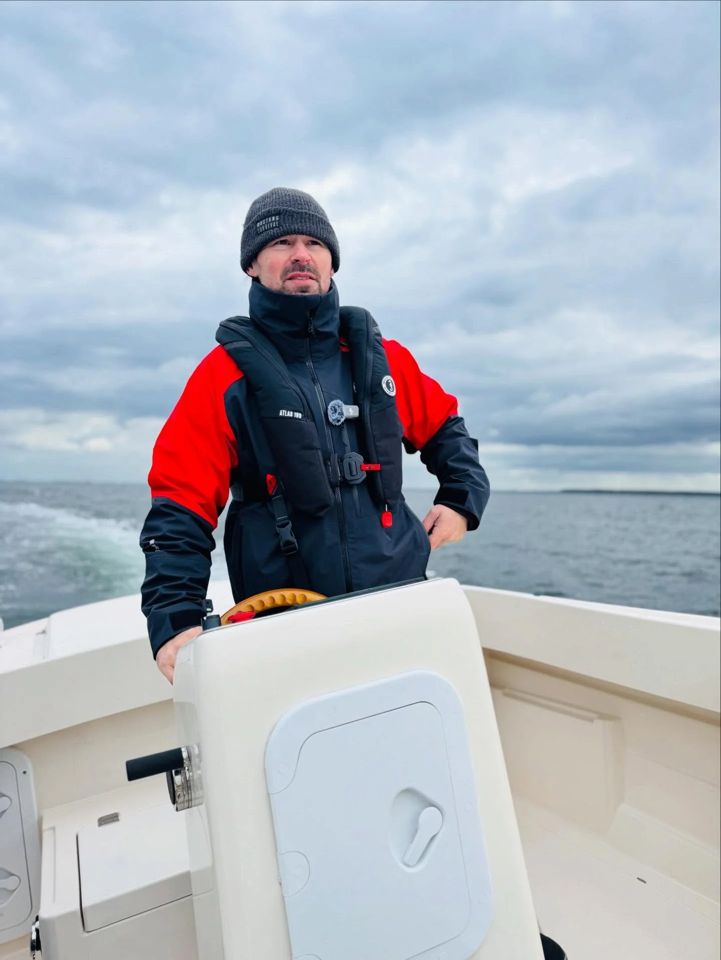 A day on the water testing with @eptechnologies1 never disappoints! 

For those who think electric is slow&hellip; we&rsquo;re proven otherwise here! These things shift! Testing the Falcon Inboard and Outboard systems- Full video coming soon. 🎥 

Ch