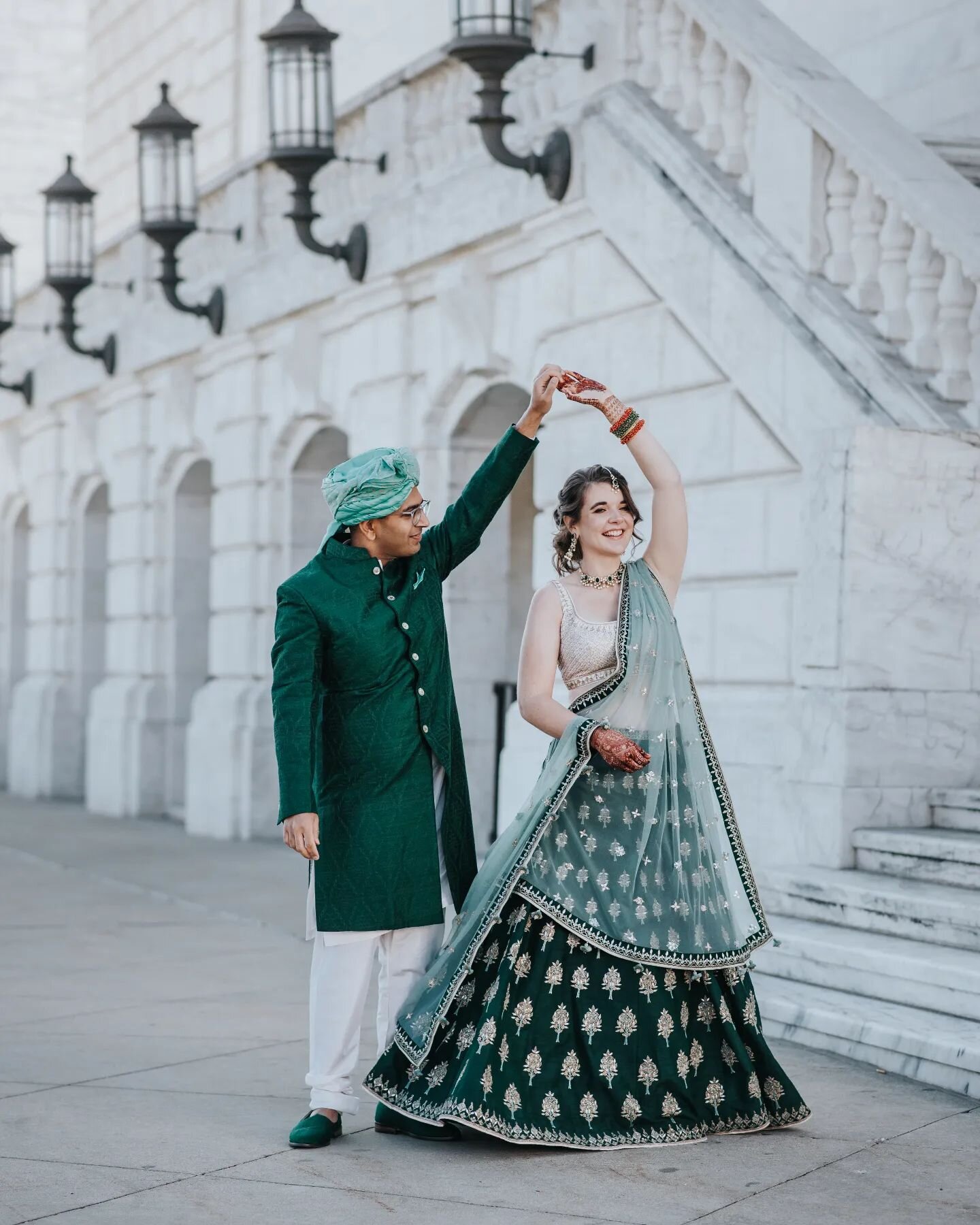 This gorgeous Indian-American wedding was already a year ago! I have so many beautiful images from this wedding that I've yet to share. Stay tuned!
.
.
.
.
.
.

#weddingphotography #weddingphotographer #weddingphotos #weddingphoto #weddingday #weddin