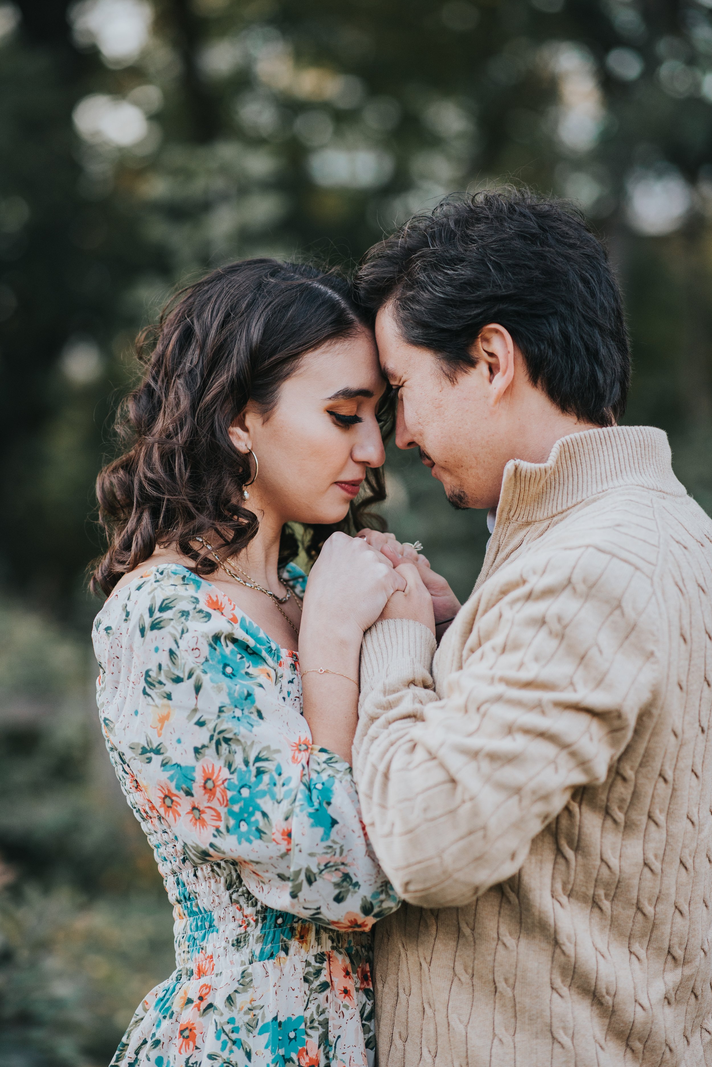 engagement photos, engagement, engaged coupe, engagement photography, engagement photographer, inclusive photographer, engaged, couple, couple photographer, wedding photographer, wedding photography