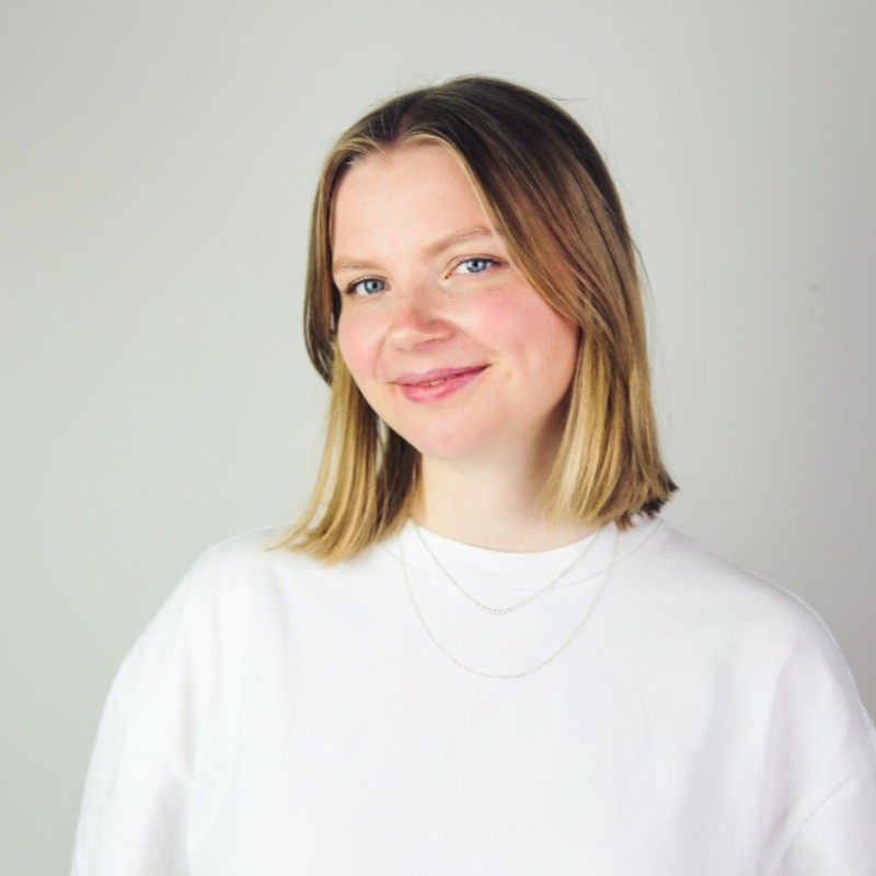 Porträt von Nora Geese, die einen Workshop gegen häusliche Gewalt bei myProtectify gebucht hat