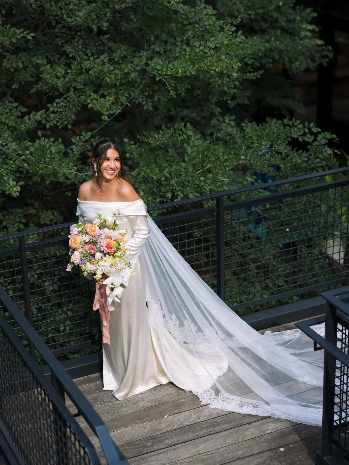 I know it&rsquo;s January, but I&rsquo;m still reminiscing on Andrea&rsquo;s bouquet 😍

#dallaswedding #fortworthwedding #centraltexasweddings #texaswedding real wedding fall wedding winter wedding spring wedding summer wedding wedding day #weddingf