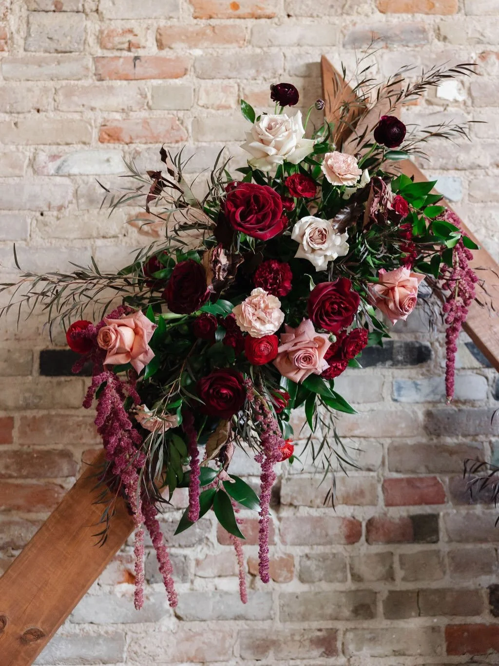 A moody, romantic (but dare I say gothic?) color scheme 🍷🌹🗝️💋&hearts;️

I hope everyone has a wonderful Valentine&rsquo;s Day weekend 🫶🏼

Dallas wedding fort worth wedding central Texas weddings Texas wedding styled shoot styled wedding wedding
