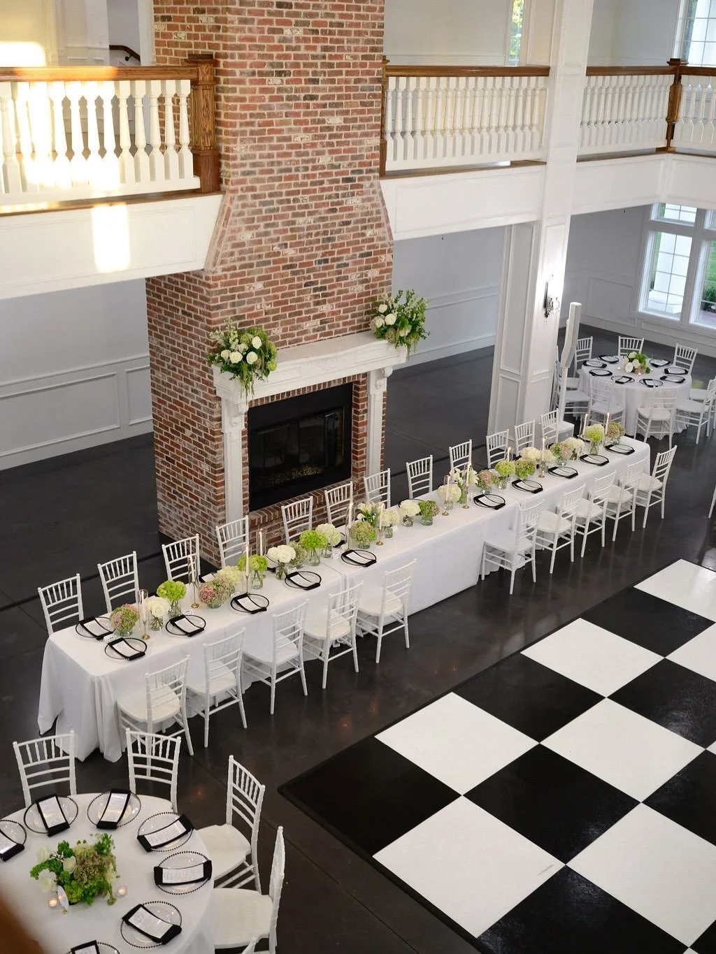 Serious head table goals 🦢🌿🗝️

Dallas wedding fort worth wedding central Texas weddings Texas wedding styled shoot styled wedding wedding fall wedding winter wedding spring wedding summer wedding wedding day #weddingflorist #florist #texasflorist 