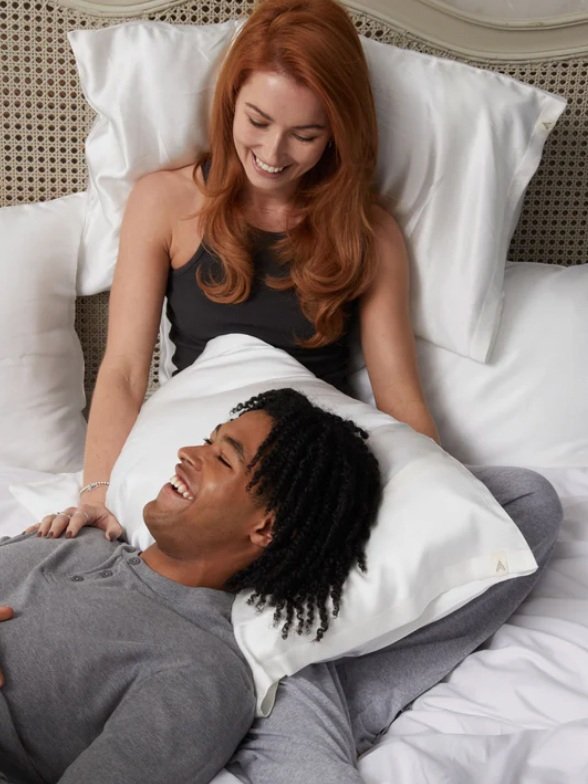 ROKNDOL - Creative Direction | UGC | Strategy  | Community