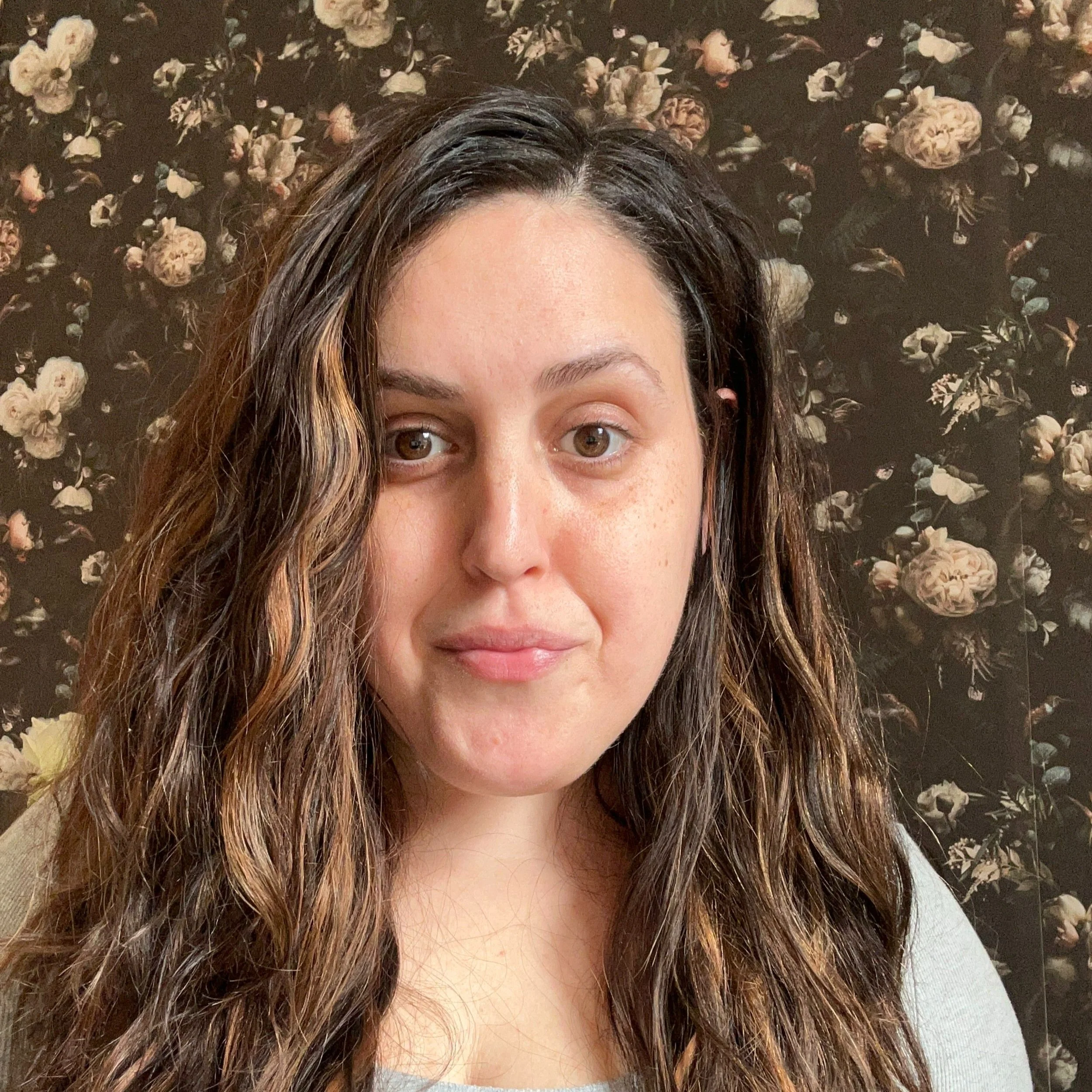 Headshot of Erica Zervanos, LPC, therapist at Sunflower Radiance Counseling.