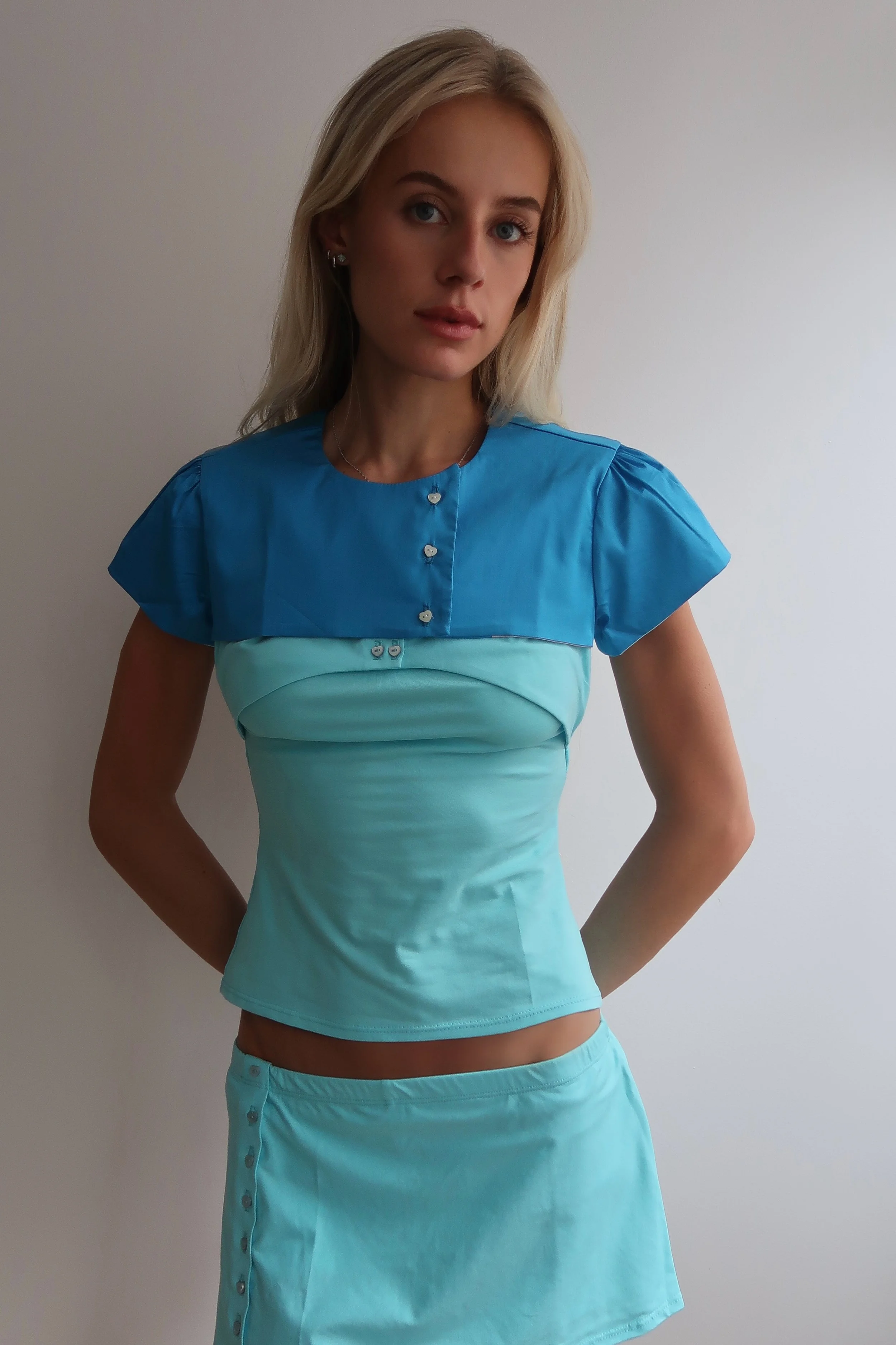 bluebolero3.JPG
