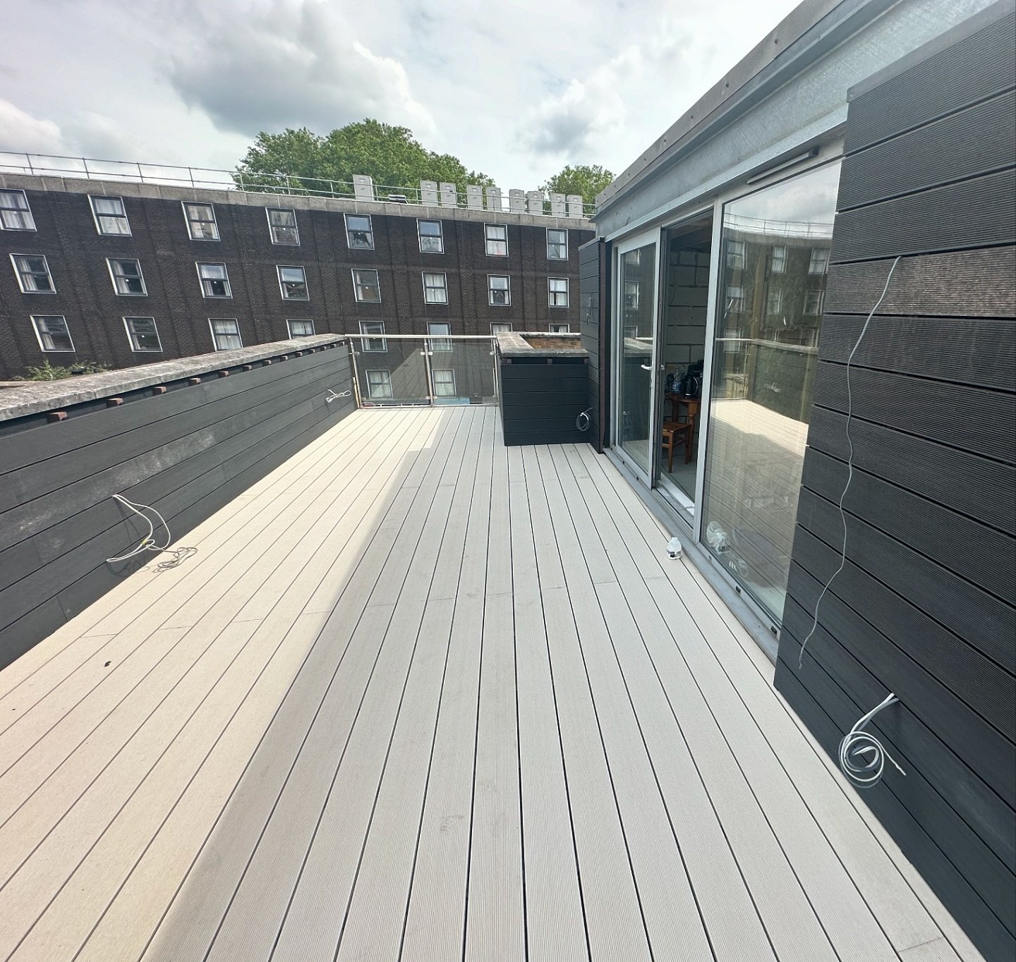 Check out our latest deck - we used composite decking from @cladcodecking