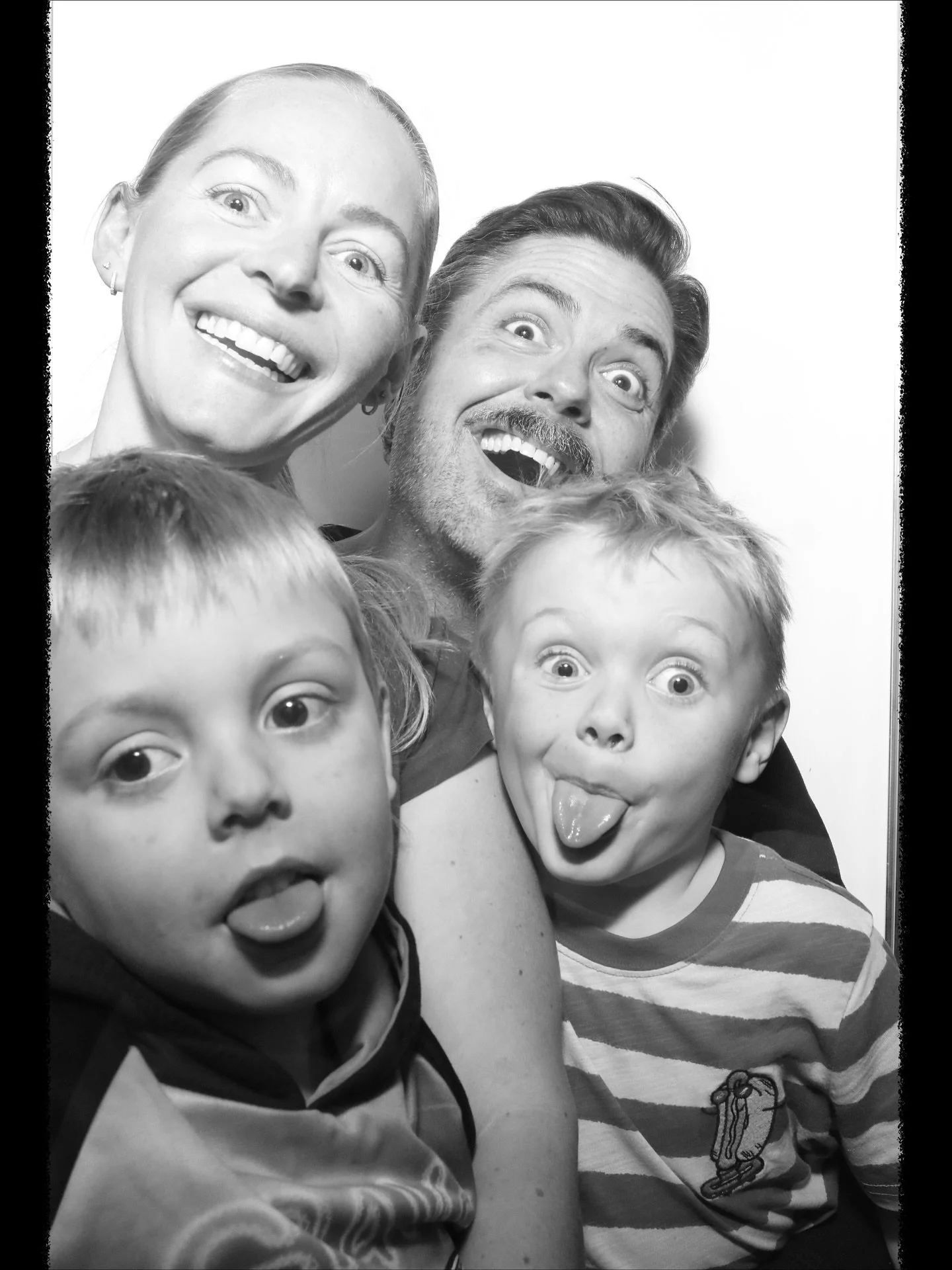 We understood the assignment @marfaspiritco @smilebooth.texas @smilebooth