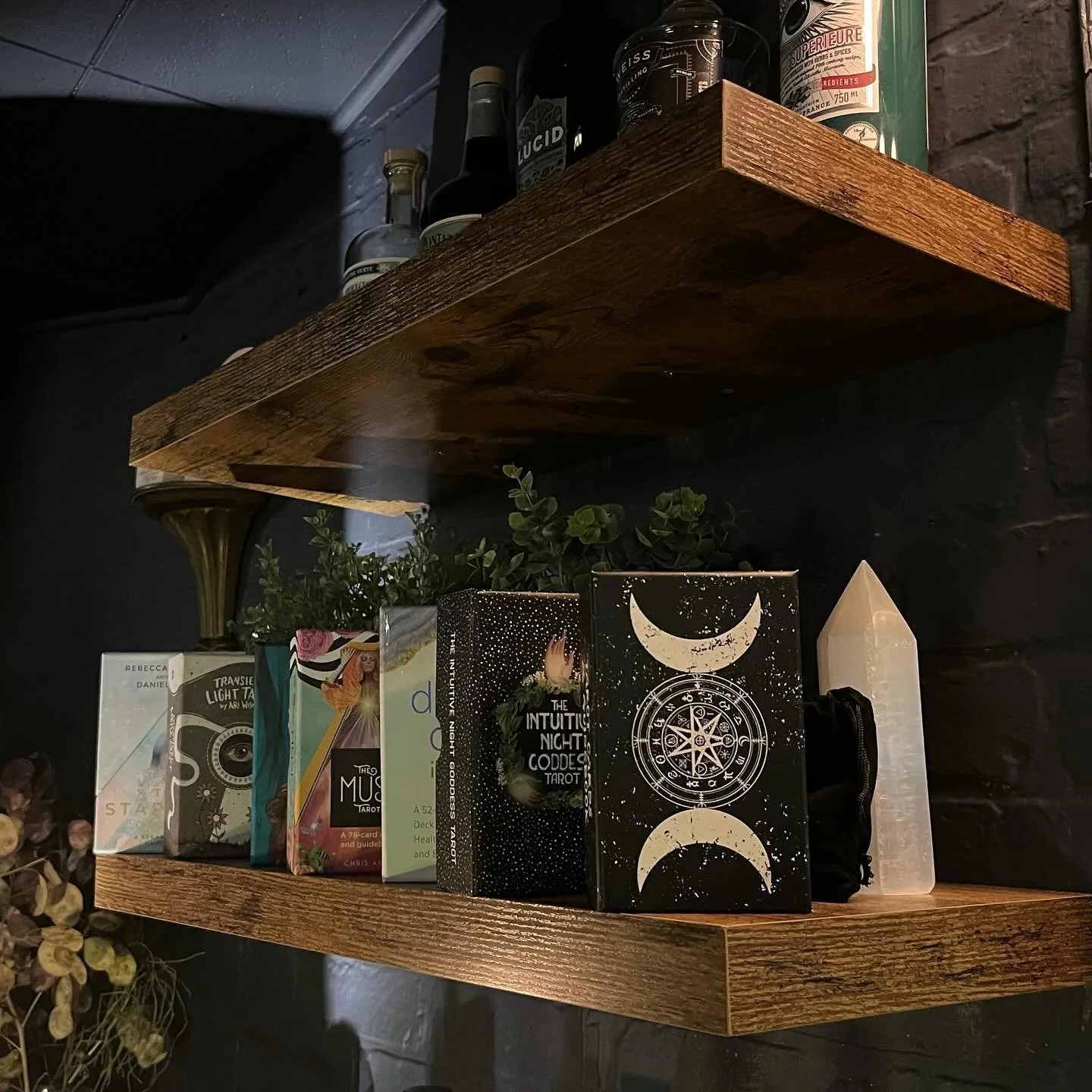 ✨Tarot Readings on Thursdays✨

Starting this Thursday, we are excited to have psychic readings offered in the bar. This week, Jenevieve joins us as a reader, and will be available every other Thursday. 15 minute readings are available first come. Our