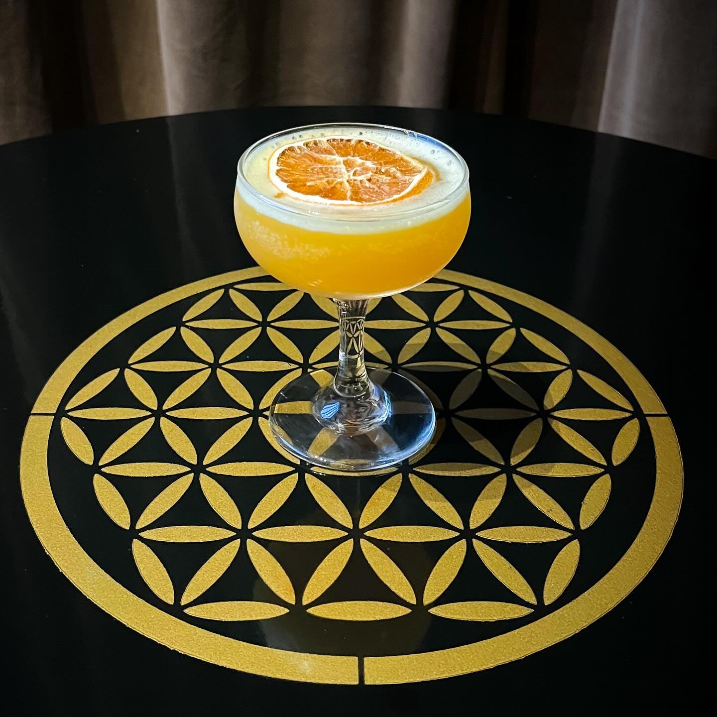 🏹 Sagittarius 🏹

It's Sagittarius Season! We are all about this signs love for travel, especially with the gloomy days that have rolled in. 

Made with Planetary pineapple rum, turmeric-infused Del Maguey Vida mezcal, maraschino liqueur, house-made
